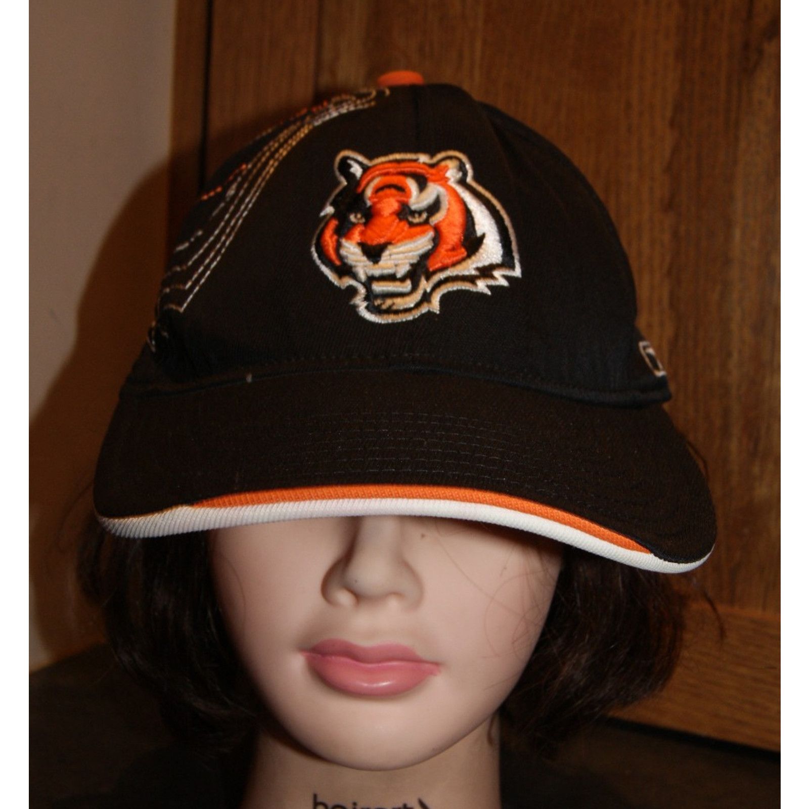 Reebok VTG Y2K Cincinnati Bengals Reebok Fitted L/XL Hat Cap RARE Size ONE SIZE - 4 Thumbnail