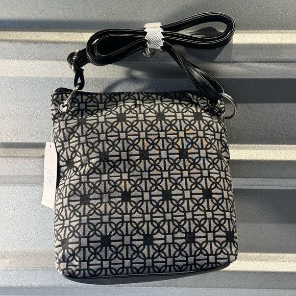 Other Time and Tru Black and Gray Geometric Crossbody Bag Size ONE SIZE - 5 Thumbnail