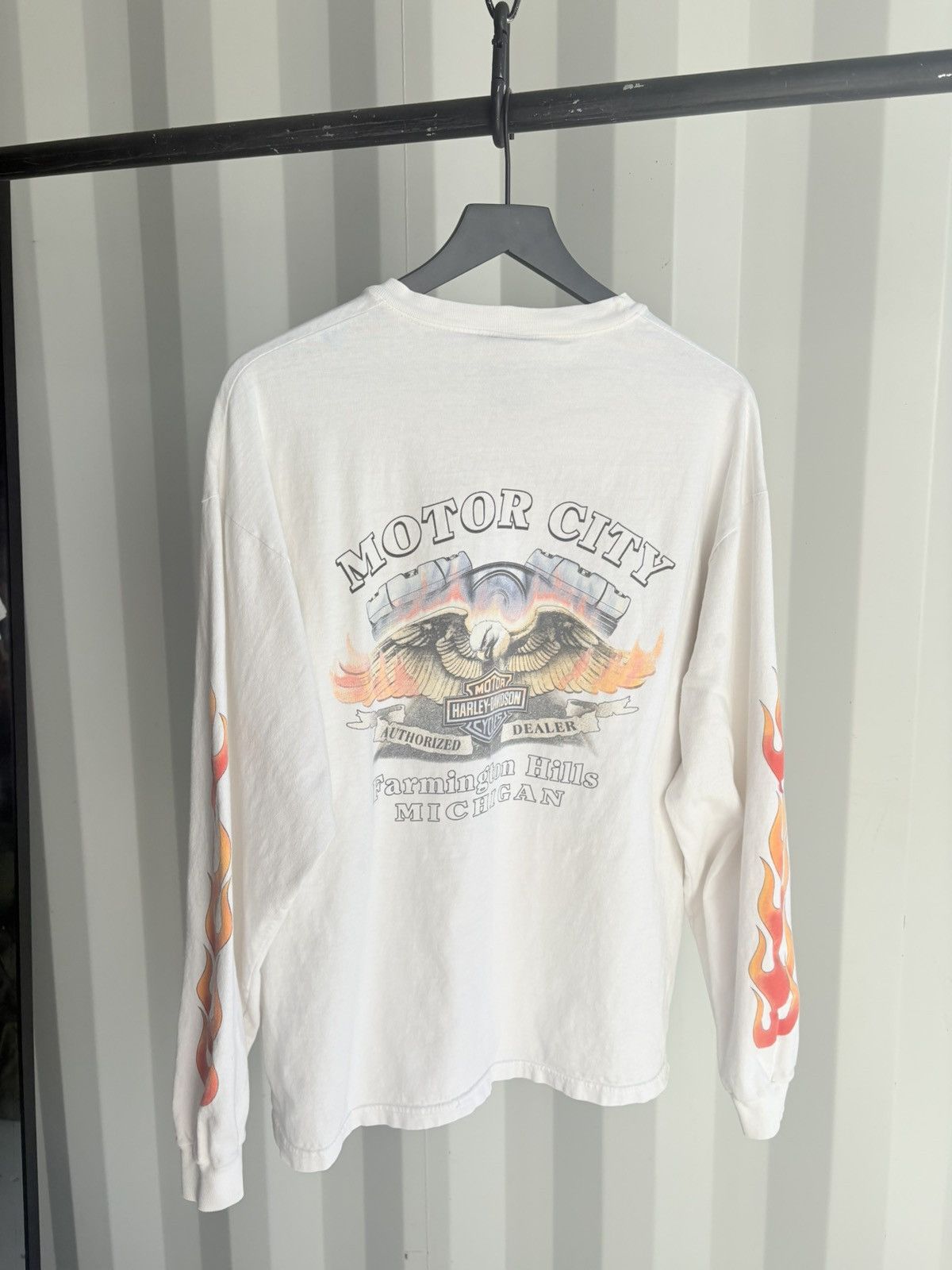 Harley Davidson Thrashed Flame Faded Shirt Distressed Band Tee Erd grunge Size US XL / EU 56 / 4 - 3 Thumbnail