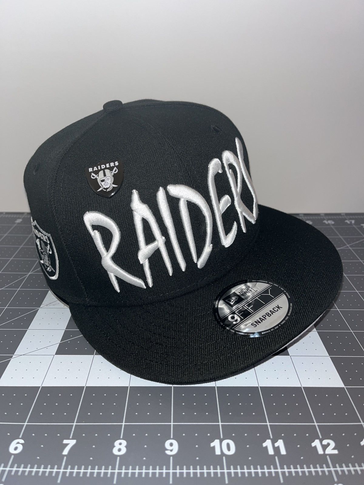 New Era Las Vegas Raiders Tall Text Script NFL 9Fifty Snapback Size ONE SIZE - 1 Thumbnail
