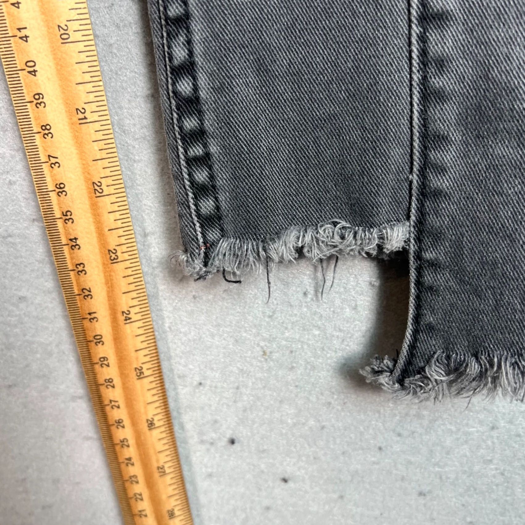 Joie VINTAGE Joie Womens Jeans Skinny High-Rise 25 Gray Adult Womens 25 Denim Cotton Blend Pants - Frayed Hem Size 42" / US 20 - 7 Thumbnail