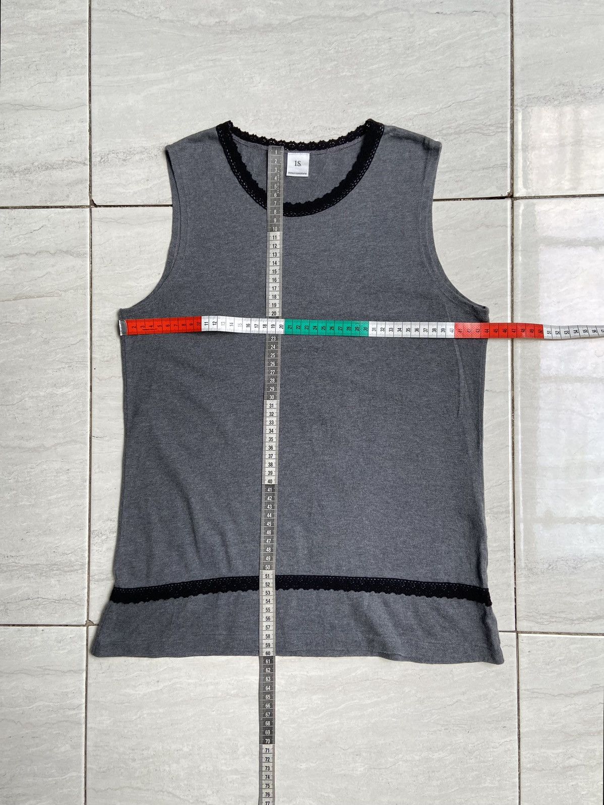 Issey Miyake × Japanese Brand × Sunao Kuwahara IS SUNAO KUWAHARA Grey Sleeveles T-shirt Size XS / US 0-2 / IT 36-38 - 2 Thumbnail