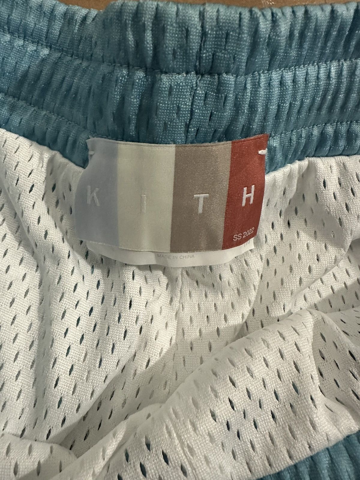 Kith KITH PRINTED JORDAN MESH SHORT - BLOOM Size US 32 / EU 48 - 3 Thumbnail
