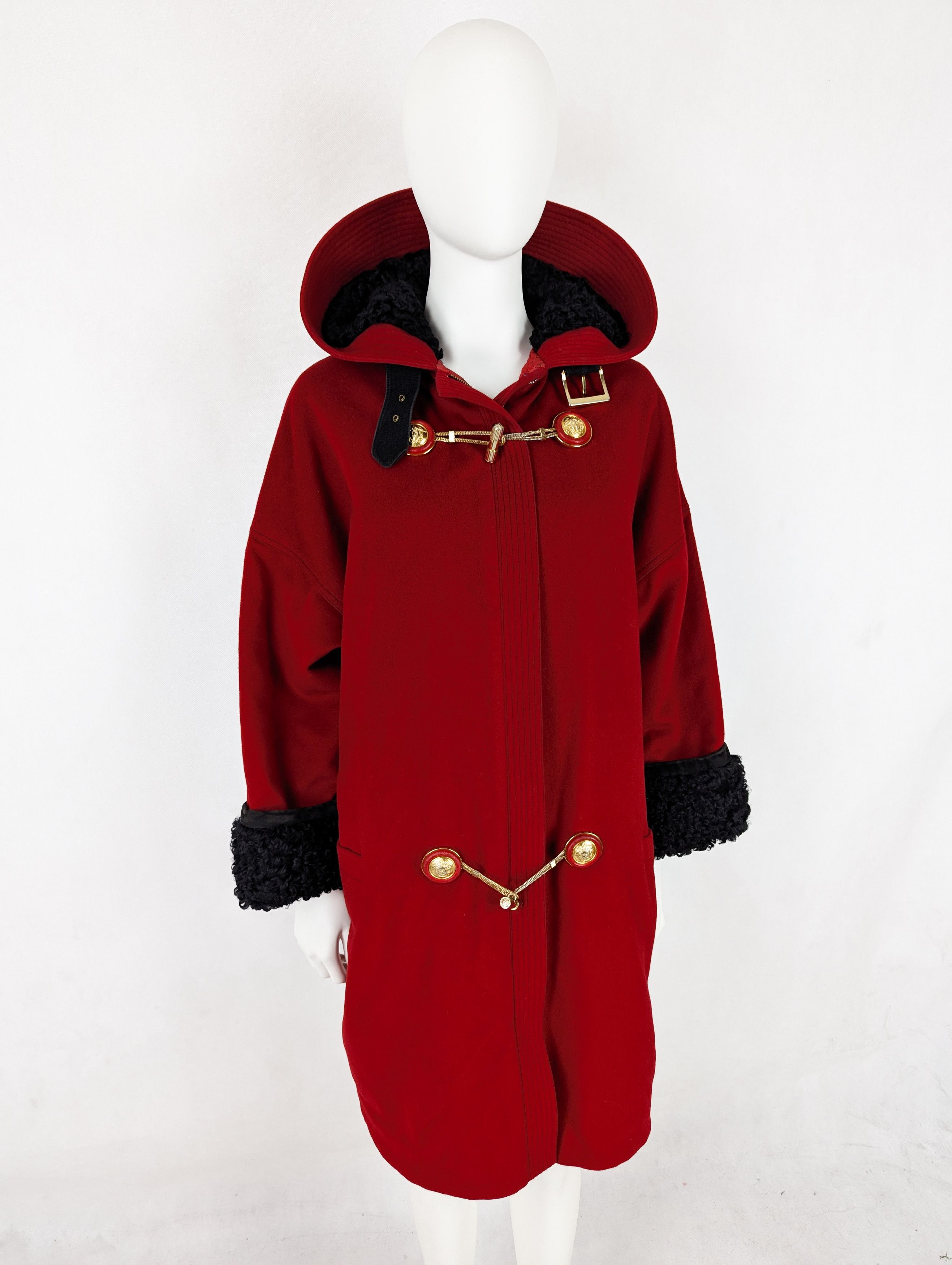 Versace Gianni Versace red wool dufflecoat coat L Size L / US 10 / IT 46 - 2 Thumbnail
