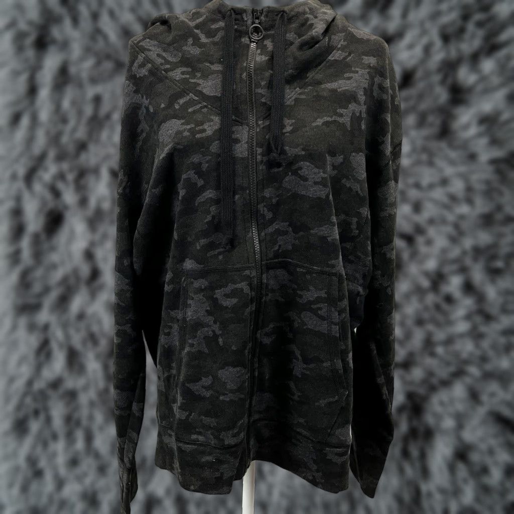 Fabletics Fabletics Oversized Full Zip Hoodie Sweatshirt M Camo Activewear Womens Size M / US 6-8 / IT 42-44 - 1 Thumbnail