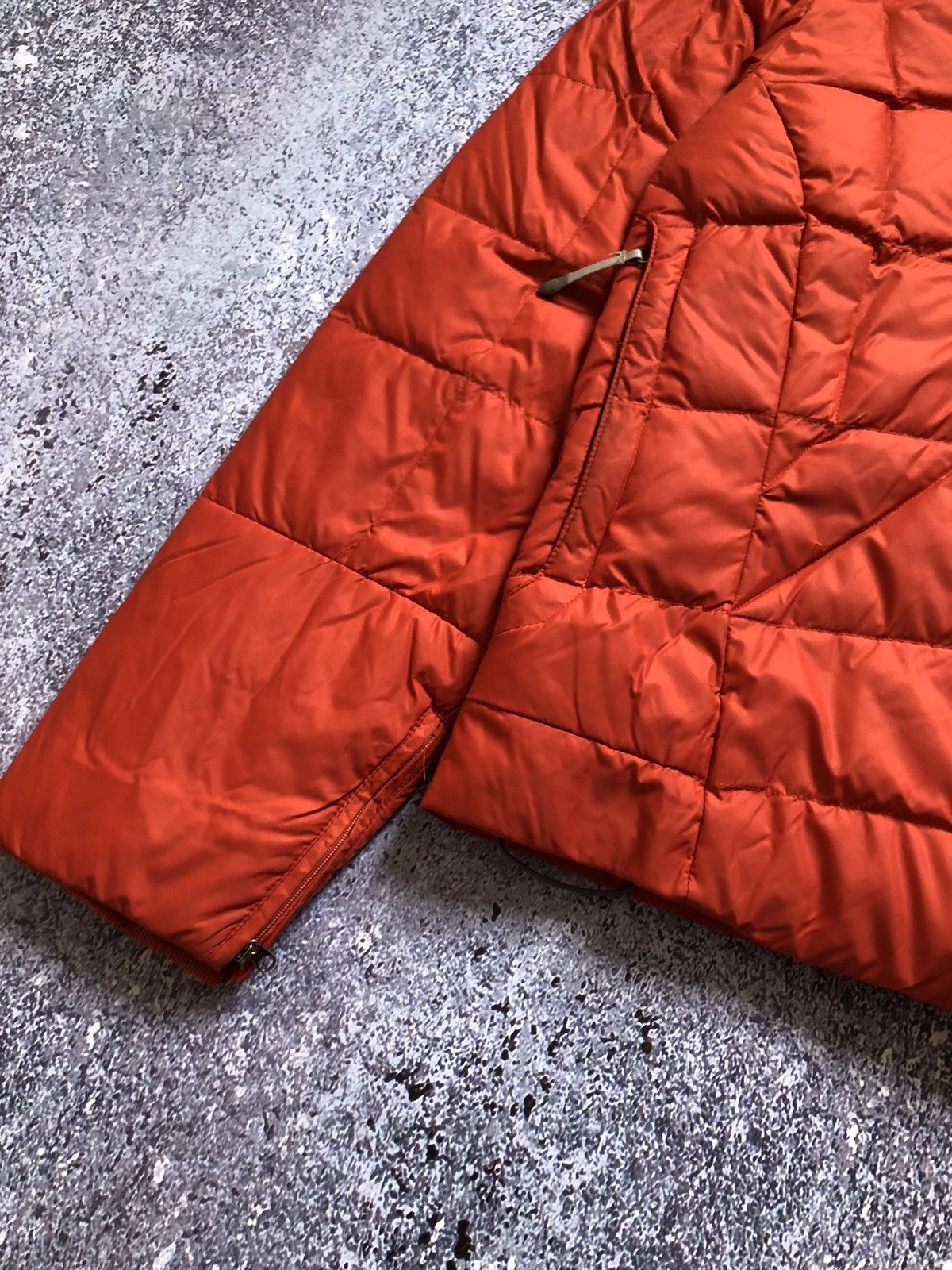 The North Face × Vintage Vintage The North Face 600 Assymmetrical Down Jacket Size L / US 10 / IT 46 - 4 Thumbnail