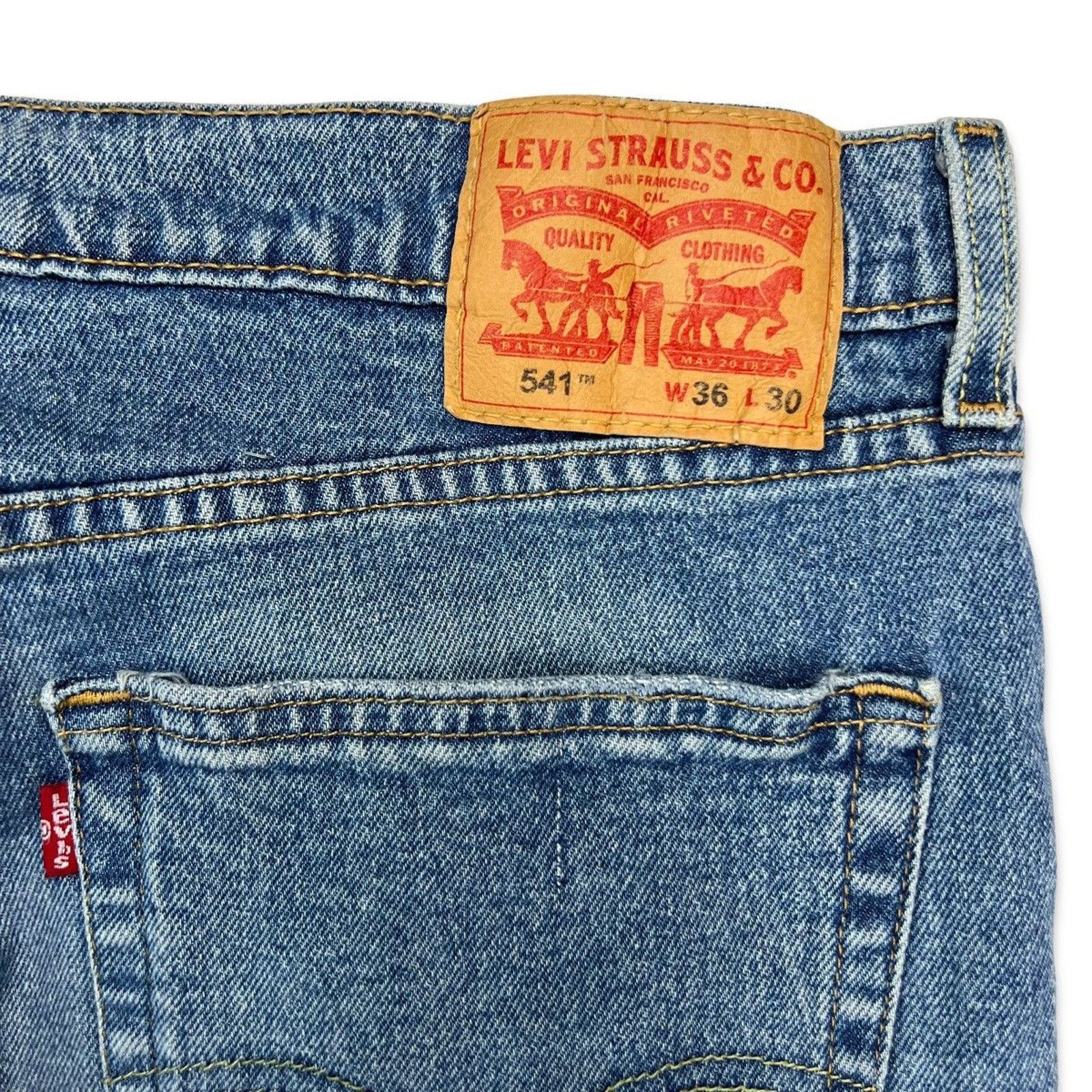 Levi's × Vintage Levi's 541 Jeans 37x29 Taper Light Wash American Denim Pants Size US 37 - 6 Thumbnail