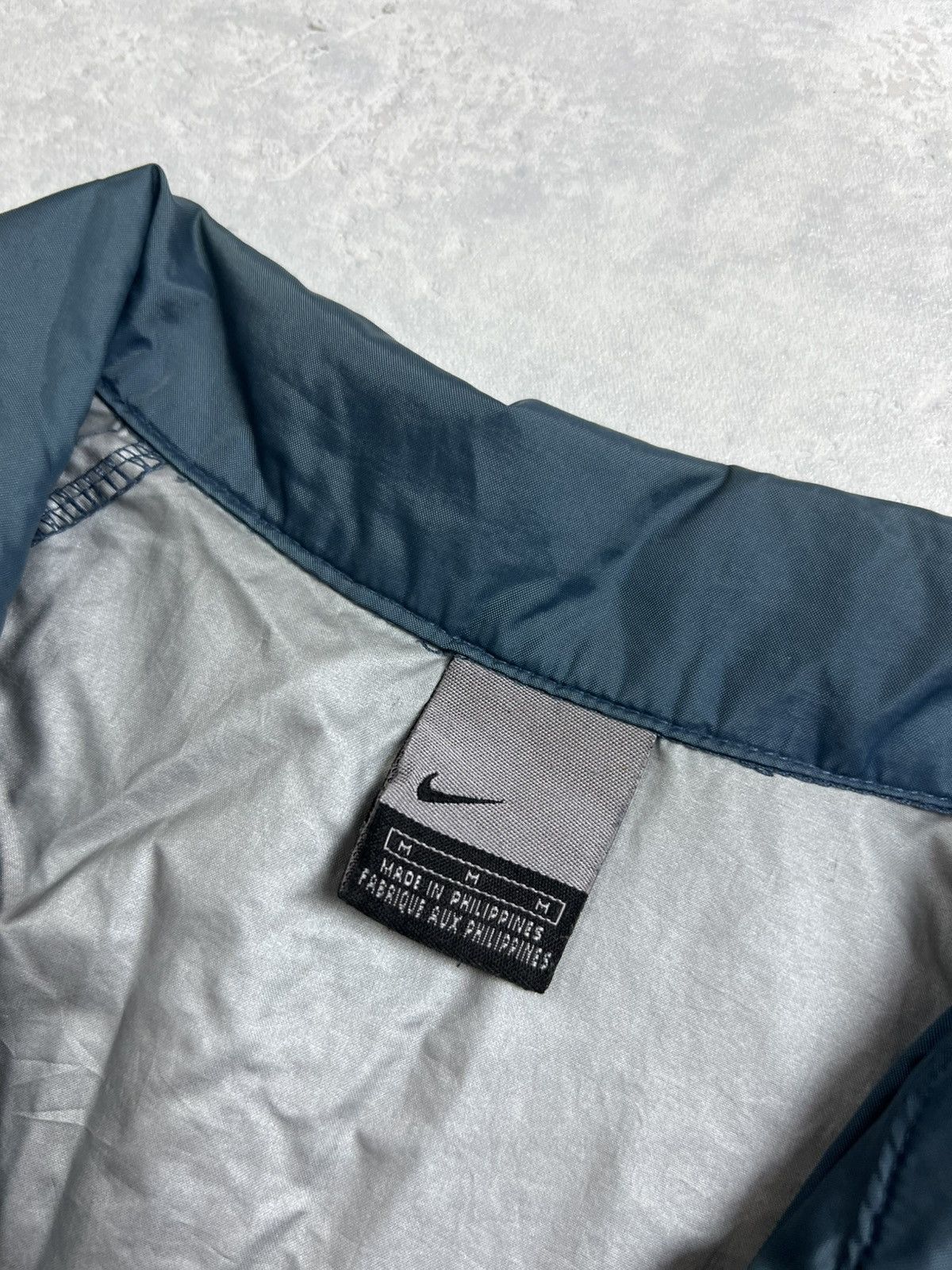 Nike 90s Nike Swoosh Vintage Y2K Oversized Nylon Jacket Size US M / EU 48-50 / 2 - 5 Thumbnail