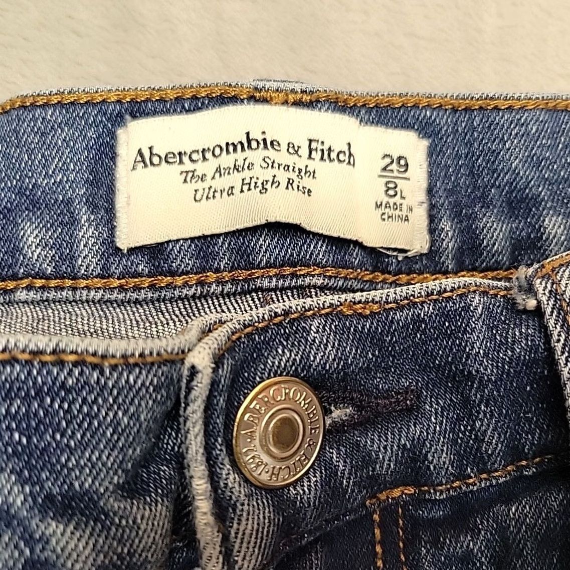 Abercrombie & Fitch Abercrombie & Fitch Jeans Womens 29 Blue Denim Ankle Straight Ultra High Rise 5-Pocket Cotton Spandex Zip Medium Wash Size 29" - 3 Thumbnail