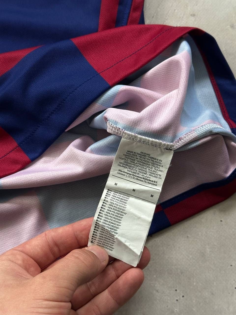 Nike Nike FC Barcelona 2019/20 Custom Football Jersey Size US M / EU 48-50 / 2 - 5 Thumbnail