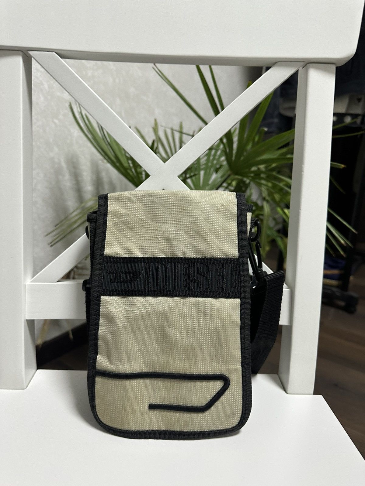 Diesel Vintage Diesel Messenger Bag Y2K Style Size ONE SIZE - 6 Thumbnail