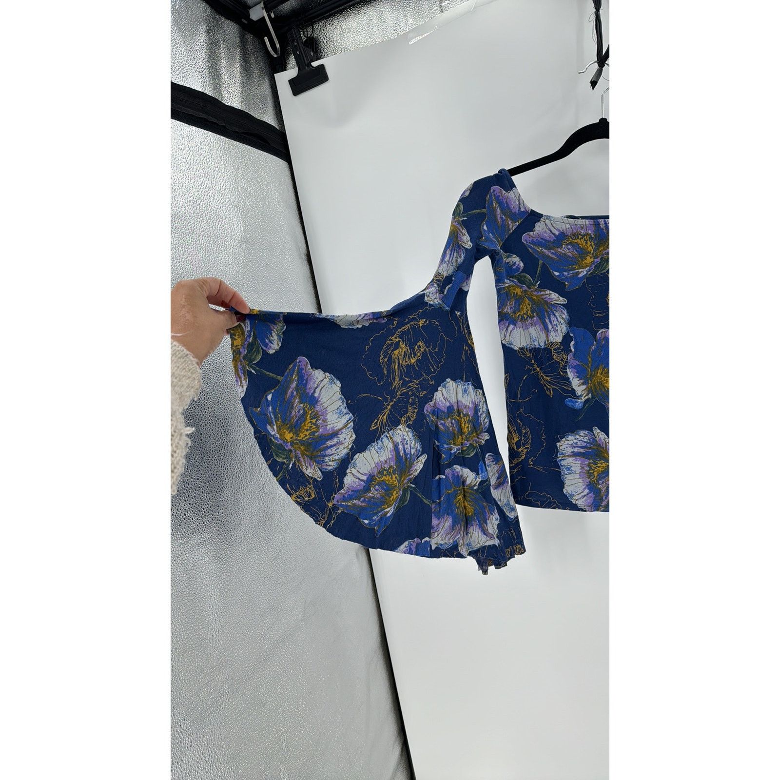 Free People Free People We the Free Birds of Paradise Bell Sleeve Top Size XS / US 0-2 / IT 36-38 - 4 Thumbnail