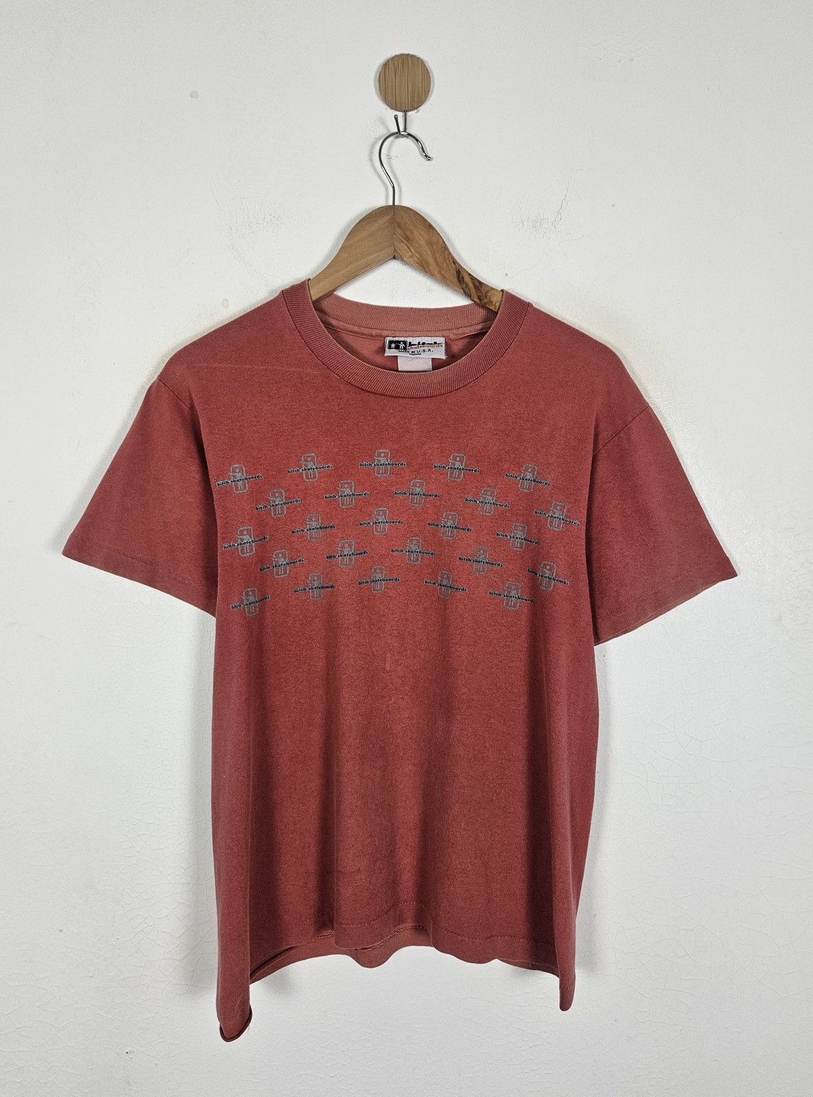 Vintage Vintage Bitch Shirt Skateboard Streetwear 90s shirt Size US M / EU 48-50 / 2 - 1 Thumbnail
