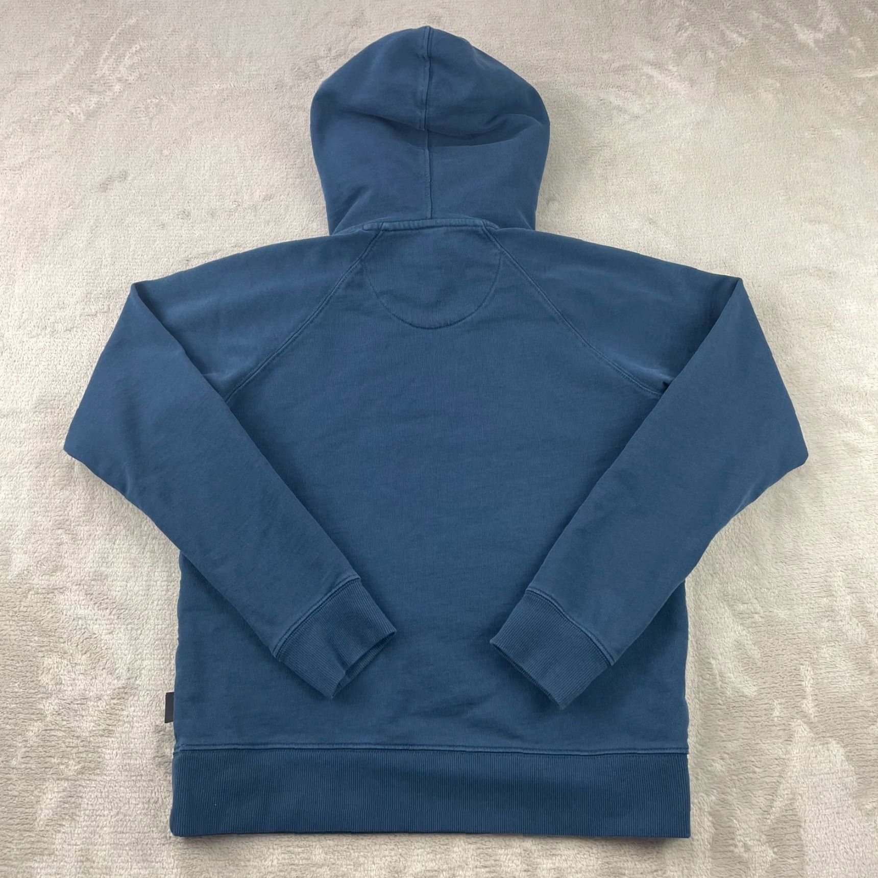 Patagonia Patagonia Hoodie Women Small Blue Regular Fit Graphic Print Bear Logo Hooded Pockets All Seasons Fleece Cotton Blend Crew Neck Pullover Size S / US 4 / IT 40 - 7 Thumbnail