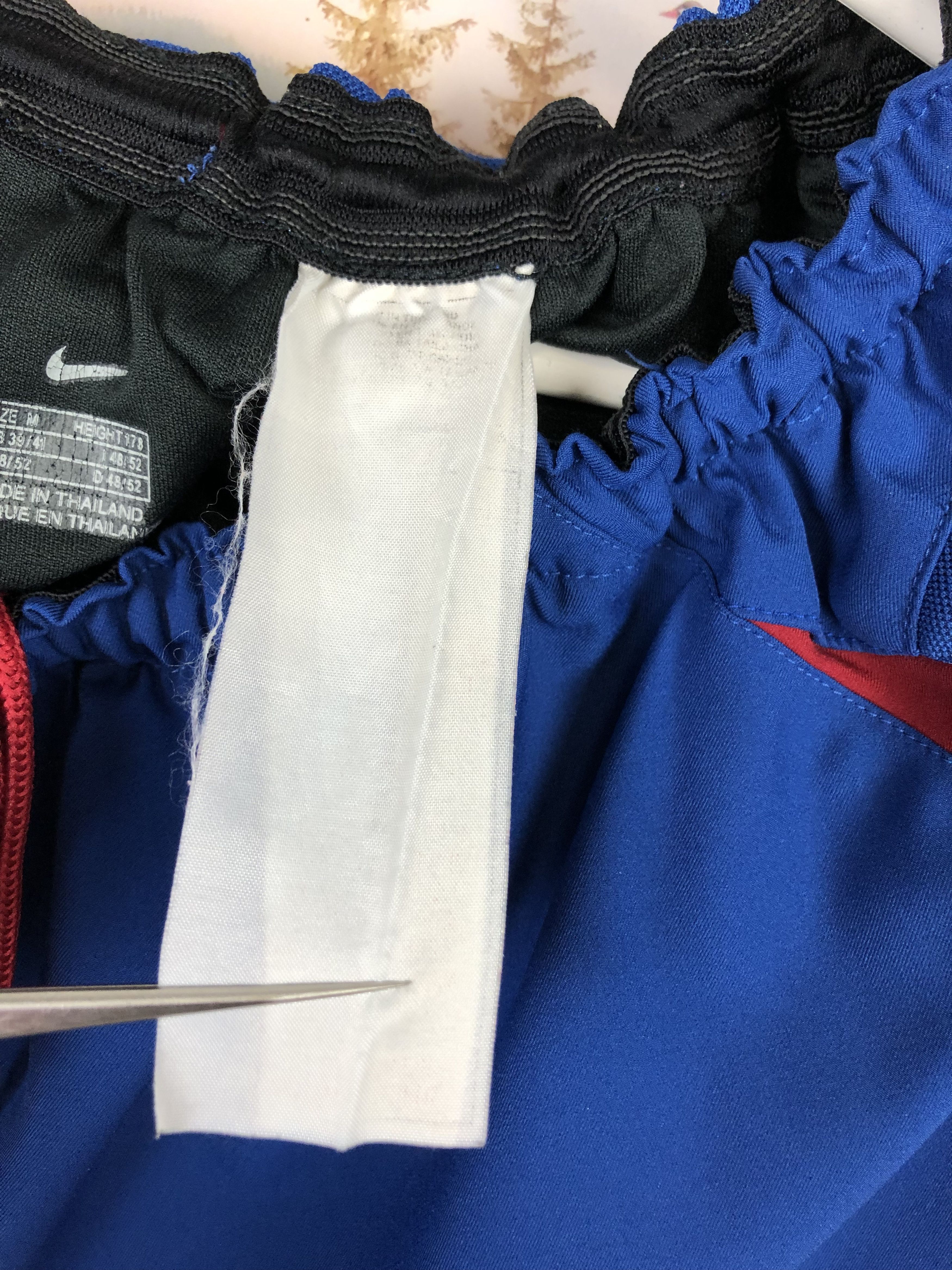 Nike Vintage Nike FC Barcelona Football Shorts Soccer Track M Size US 32 / EU 48 - 8 Thumbnail