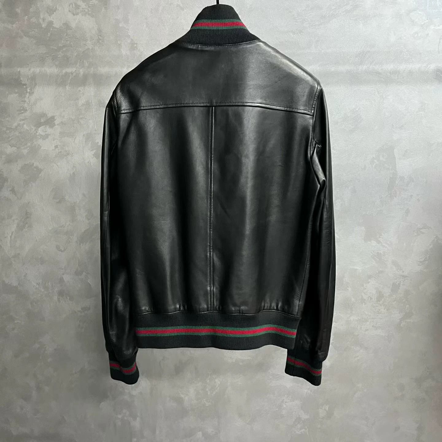 Gucci Gucci's latest black striped zippered long-sleeved jacket. Size US M / EU 48-50 / 2 - 2 Thumbnail