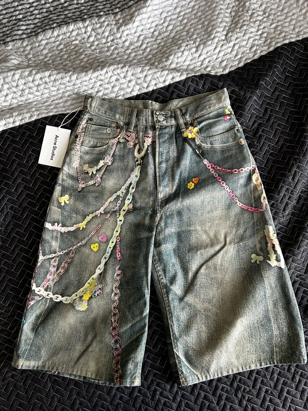 Acne Studios Acne Studios Trompe L’Oeil Keychain Denim Shorts Blue Size US 30 / EU 46 - 1 Thumbnail
