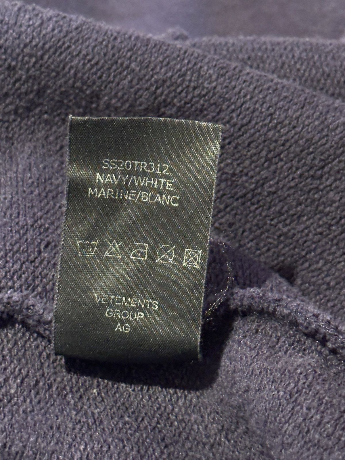 Vetements Vetements Anarchy Gothic Logo Hoodie Size US M / EU 48-50 / 2 - 11 Thumbnail