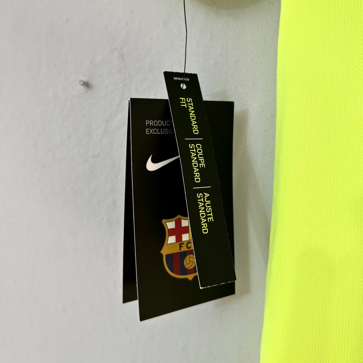 Nike 2018 2019 Barcelona Messi Nike Away Kit Soccer Jersey Shirt Size US S / EU 44-46 / 1 - 6 Thumbnail