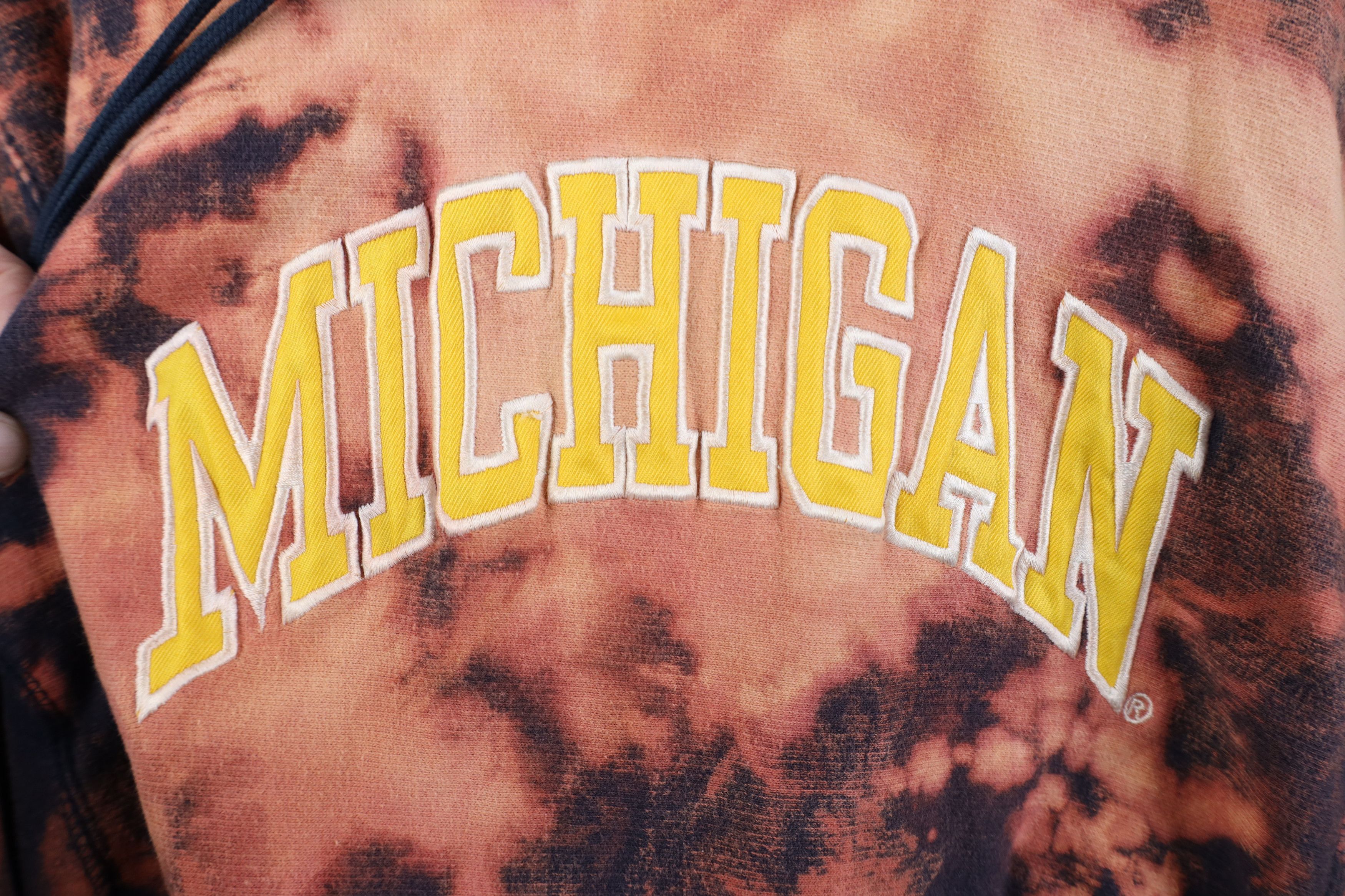 Vintage Vintage 90s Wash Heavyweight University of Michigan Hoodie Size M / US 6-8 / IT 42-44 - 4 Thumbnail