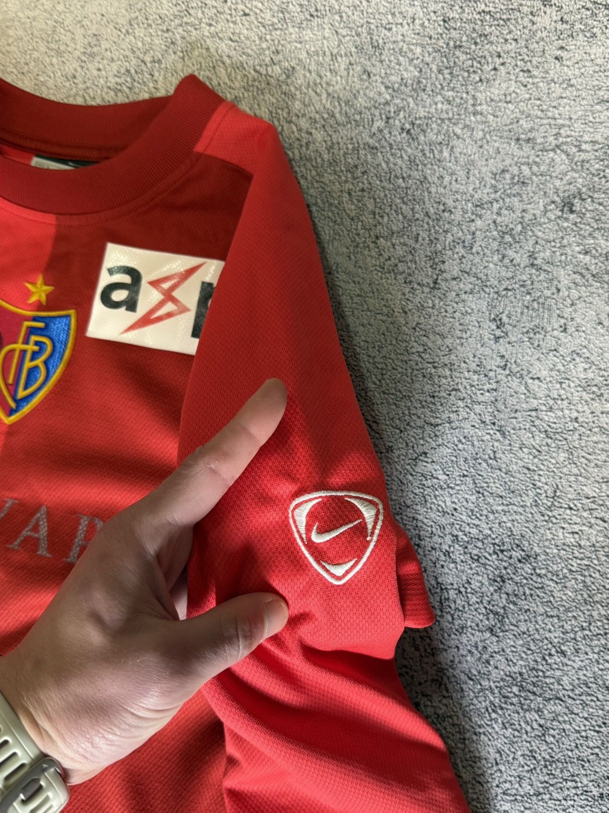 Nike VINTAGE FC BASEL 2005 GOALKEEPER SHIRT NIKE JERSEY NOVARTIS Size US S / EU 44-46 / 1 - 8 Thumbnail