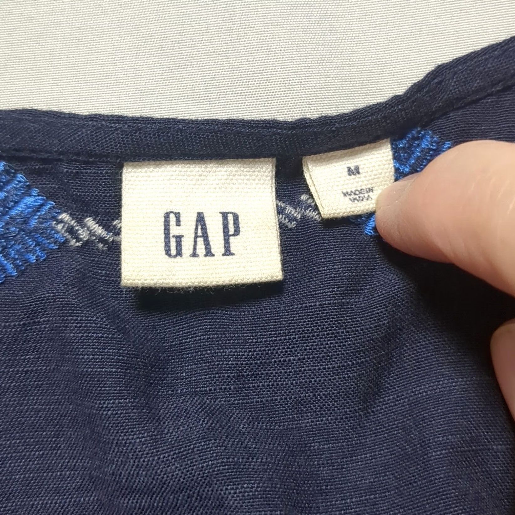 Gap VINTAGE Gap Embroidered V-Neck Women Mini Dress EUC Navy Blue Geometric Beach Boho 3/4 Sleeve Pullover Short Dress M Womens Size M / US 6-8 / IT 42-44 - 4 Thumbnail
