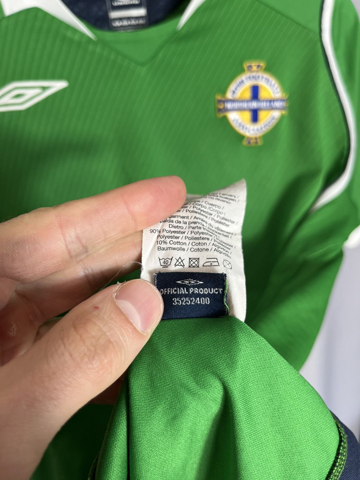 Umbro Northern Ireland 2008 2010 Home football Umbro shirt jersey Size US M / EU 48-50 / 2 - 5 Thumbnail