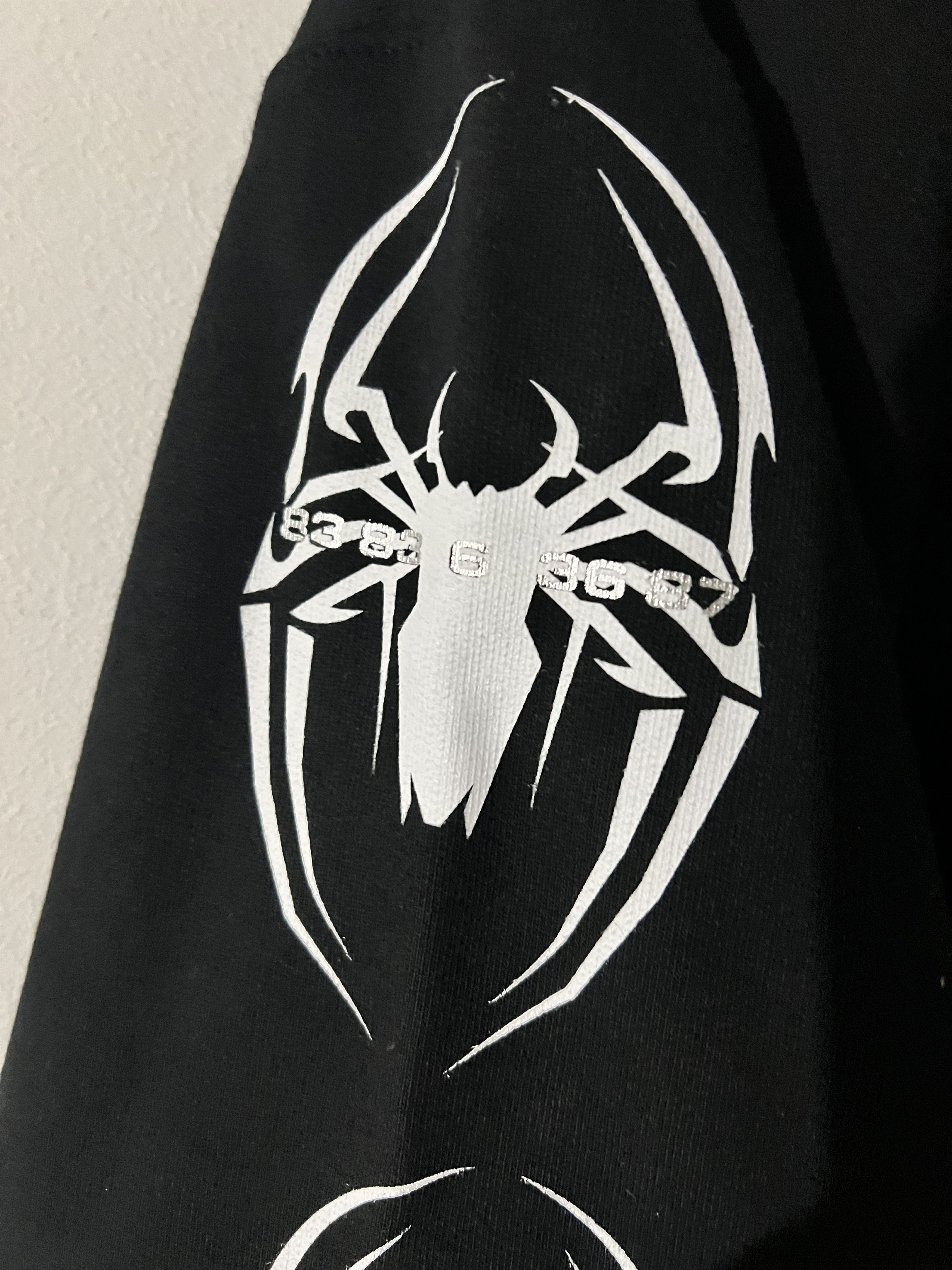 Vetements VTMNTS Black Spider Hoodie Size US L / EU 52-54 / 3 - 8 Thumbnail