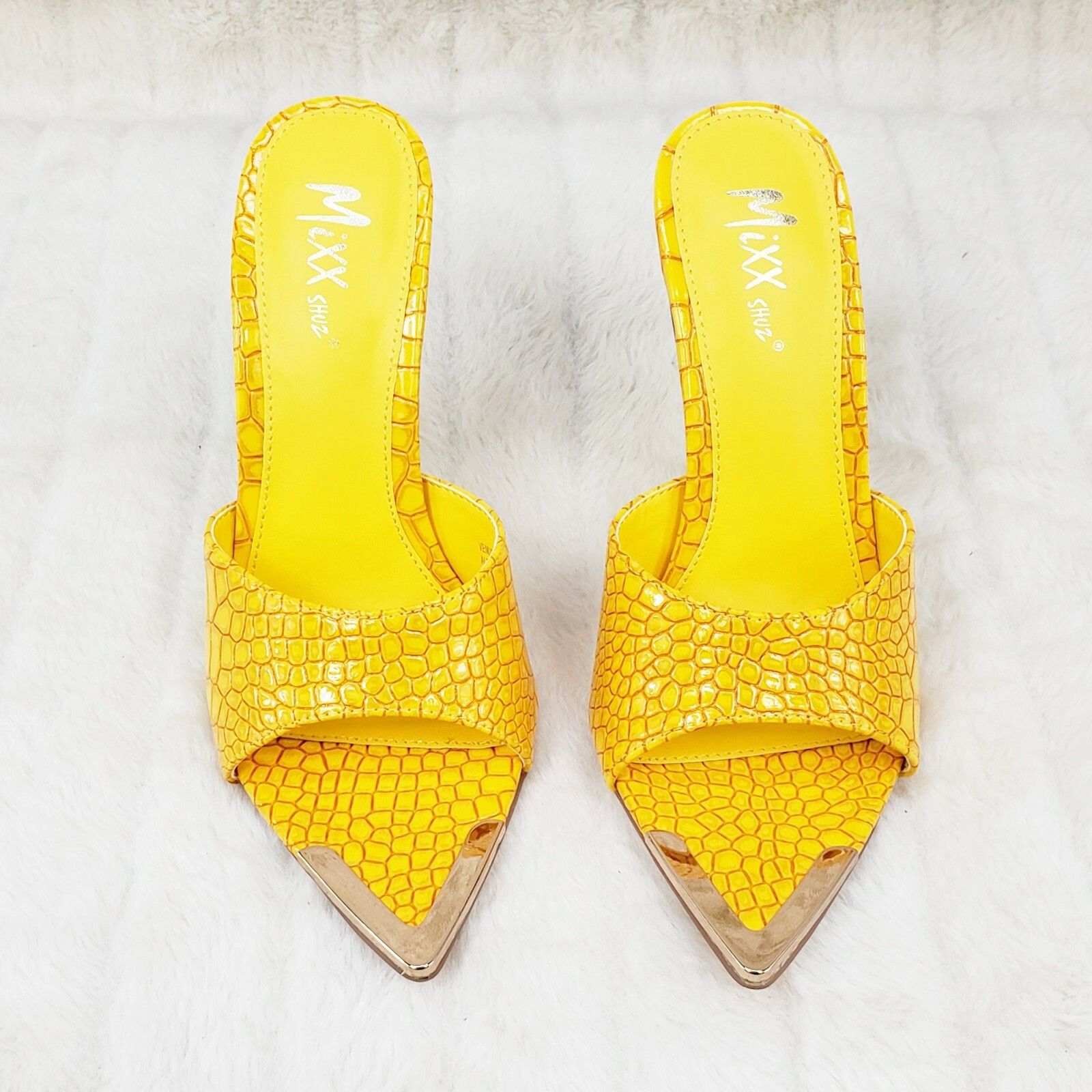 Other Venus Yellow Slim High Heel Pointy Toe Slip On Sandals Slide Size US 11 / IT 41 - 7 Thumbnail