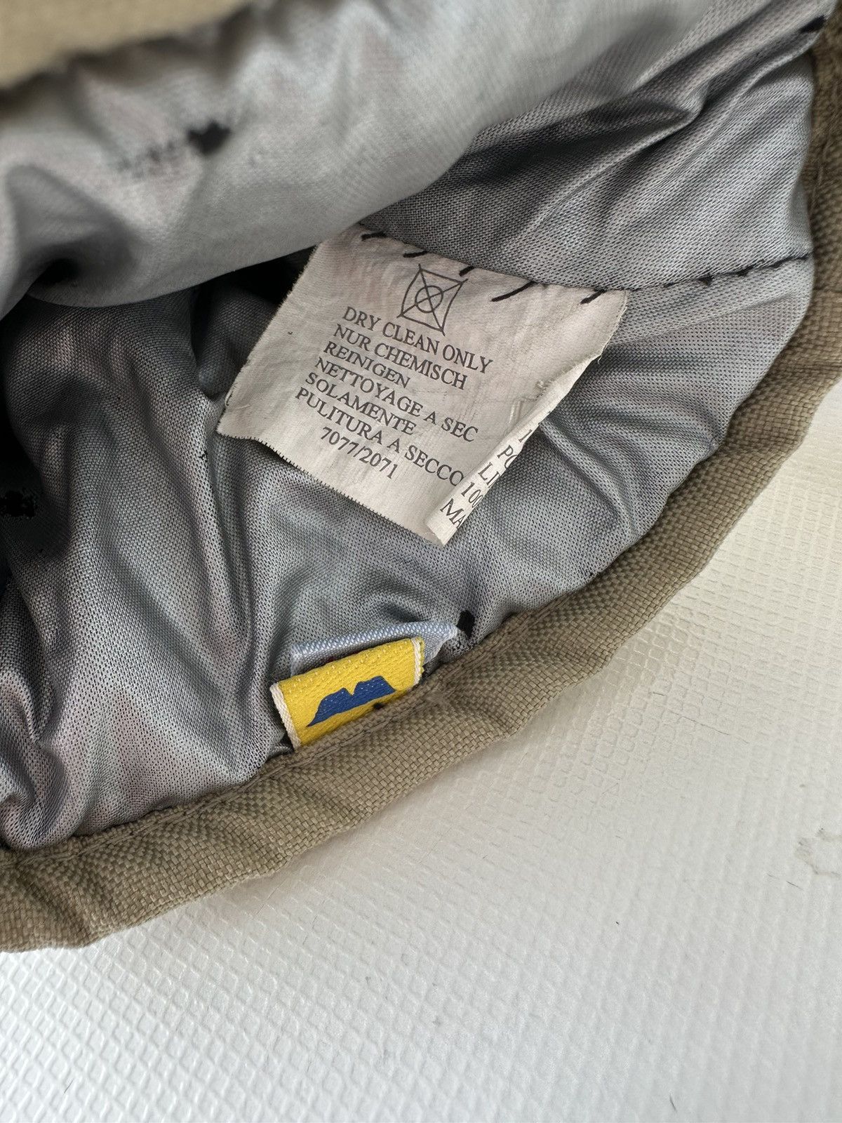 Walter Van Beirendonck WL&T AW99 tabi ski gloves Walter Van Beirendonck Size ONE SIZE - 9 Thumbnail