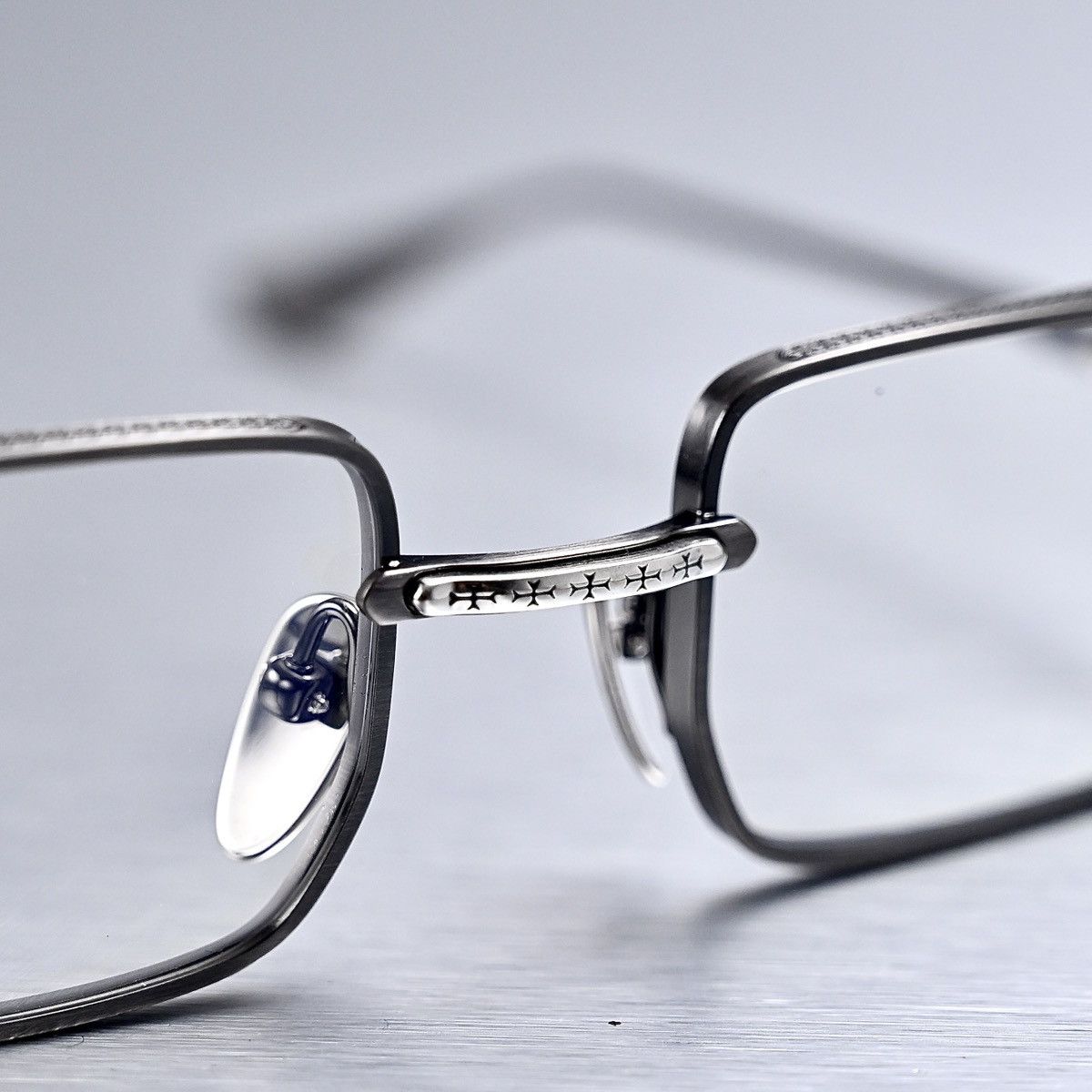 Chrome Hearts CHROME HEARTS BUCKLE RIDER GLASSES Size ONE SIZE - 12 Thumbnail