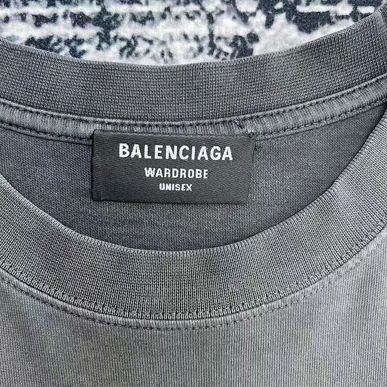 Balenciaga Balenciaga Alphabet Logo Distressed Short Sleeve T-Shirt G Size US L / EU 52-54 / 3 - 3 Thumbnail