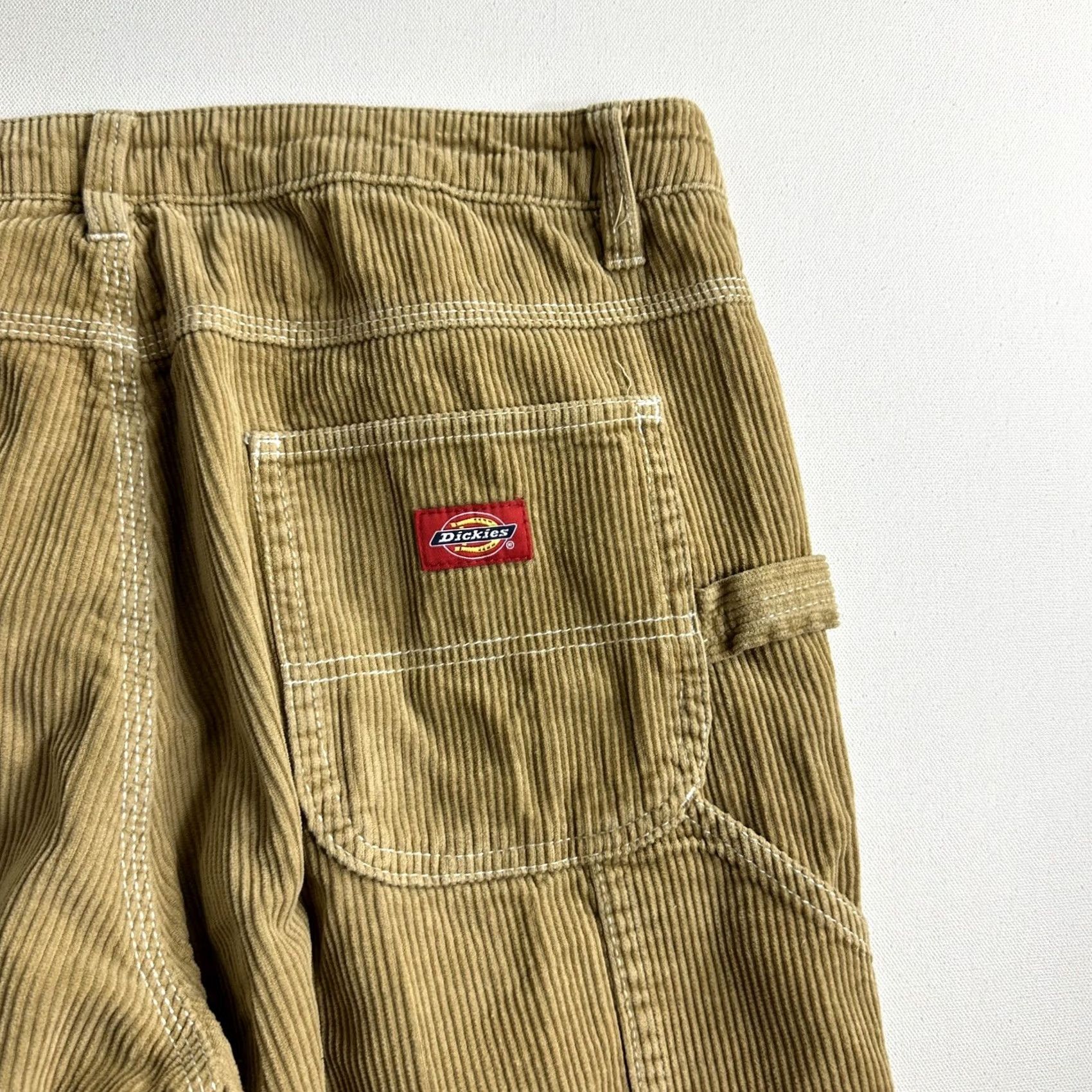 Dickies Dickies Juniors Carpenter Relaxed Corduroy Khaki Pants Size 11x30 Casual Brown Pants Women Size 32" / US 10 / IT 46 - 7 Thumbnail