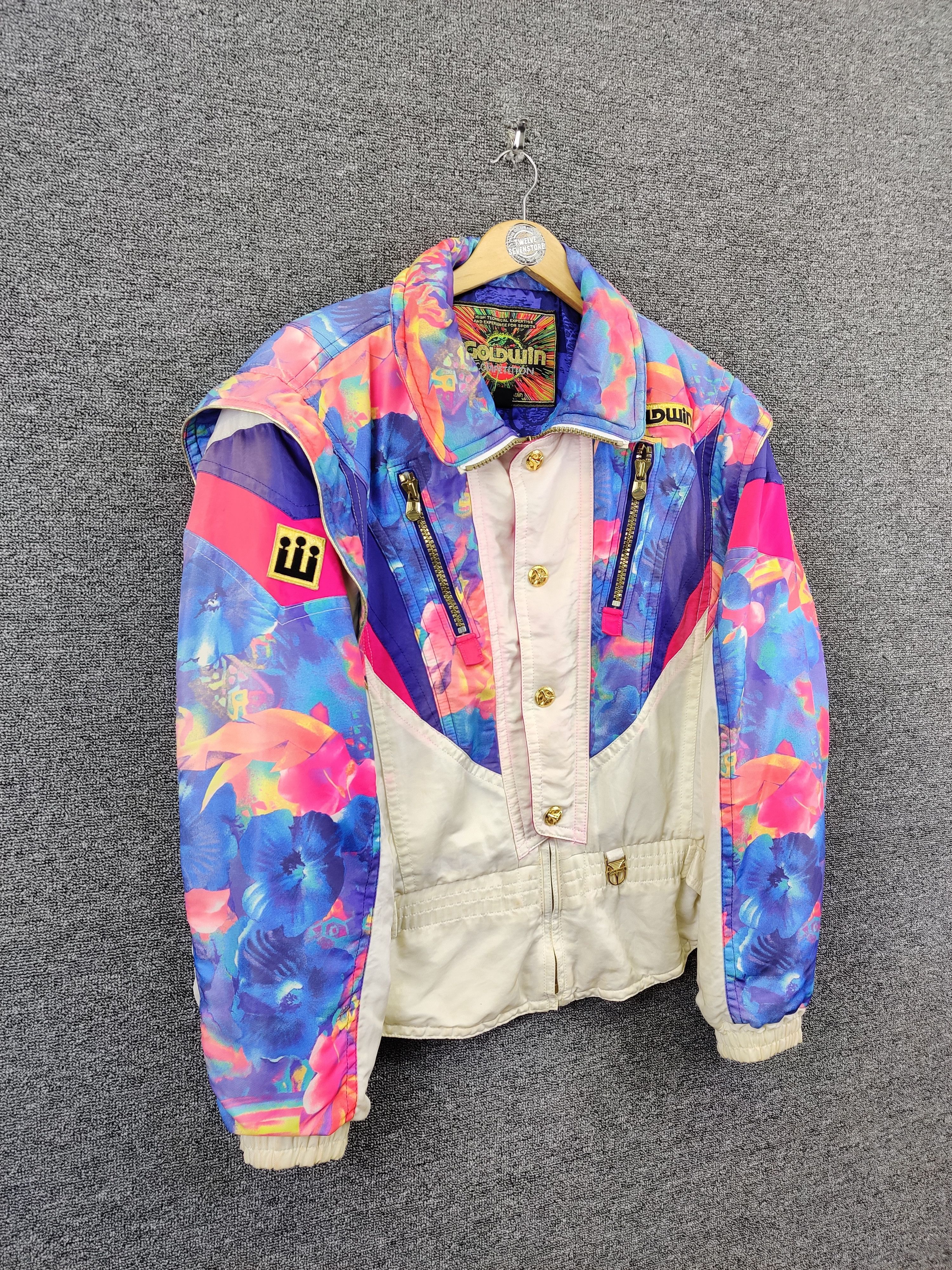 Goldwin Vintage Goldwin Floral Ski Bomber Jacket Nice Design Size US L / EU 52-54 / 3 - 7 Thumbnail