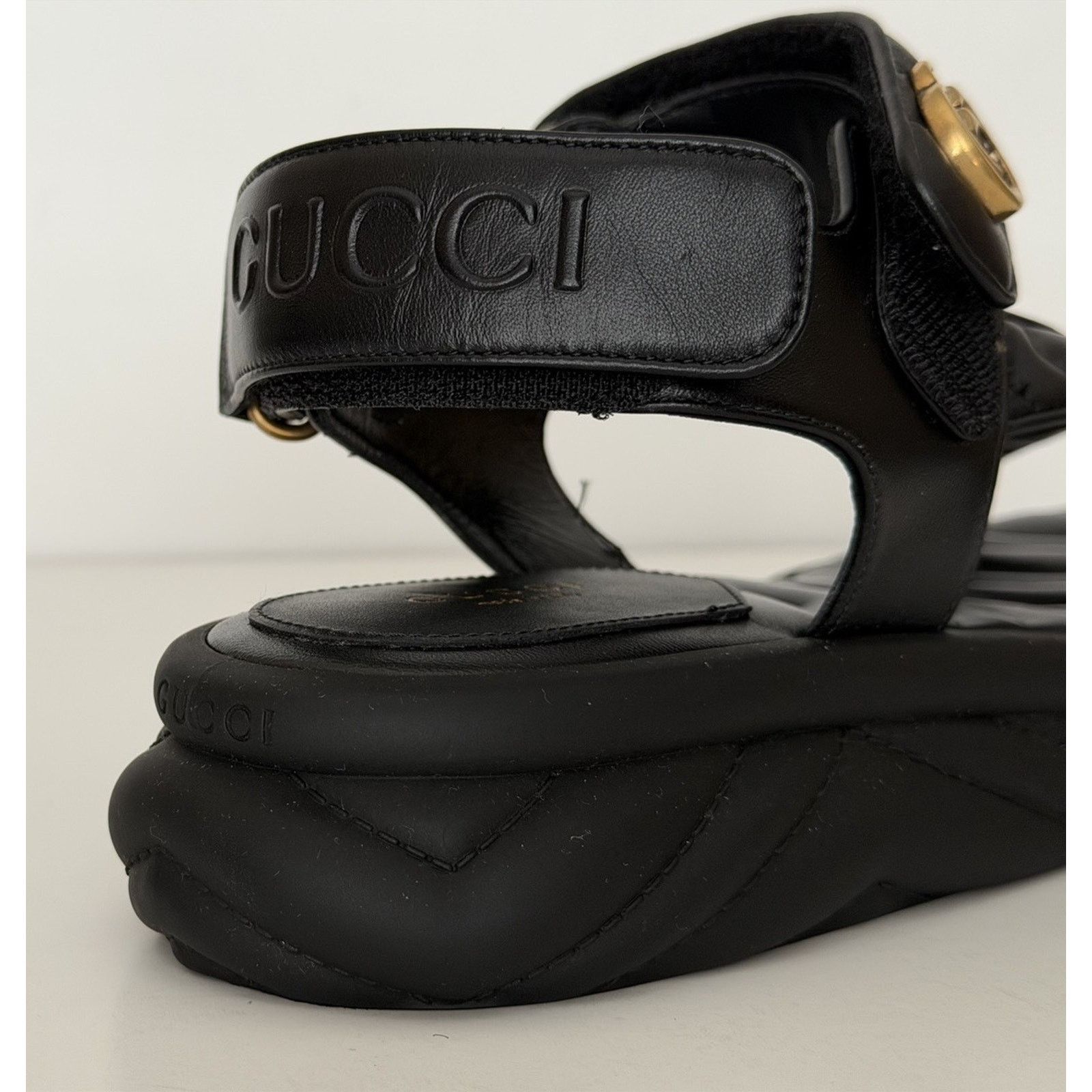 Gucci Gucci GG Quilted Open Toe Black Leather Sandals 10 US 776936 Size US 10 / IT 40 - 8 Thumbnail