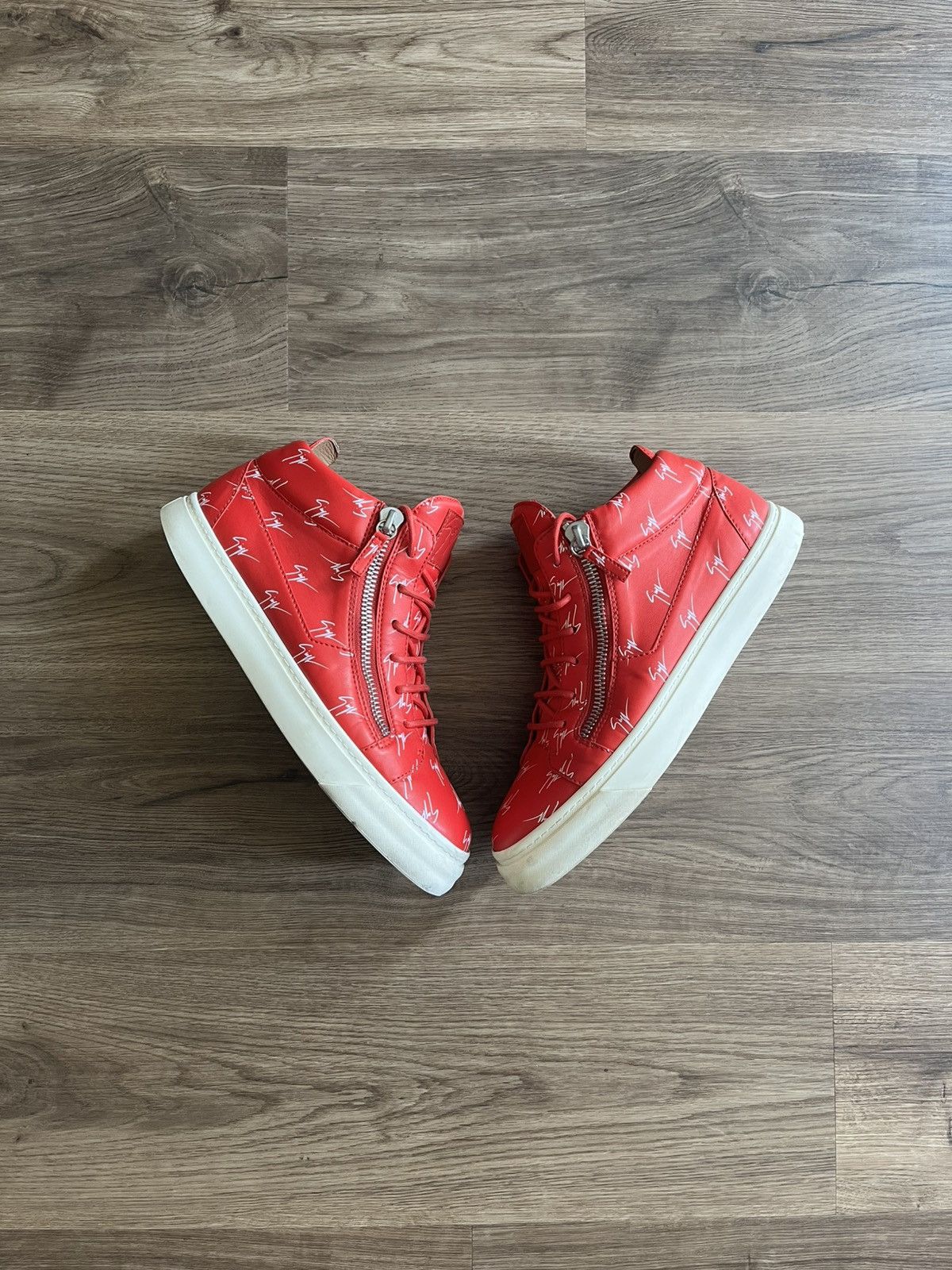 Giuseppe Zanotti Shoing Trend High Top Trainer Red Size 42.5