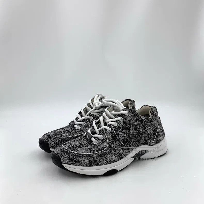 Chanel Dark gray plaid tweed laces casual flat sneakers