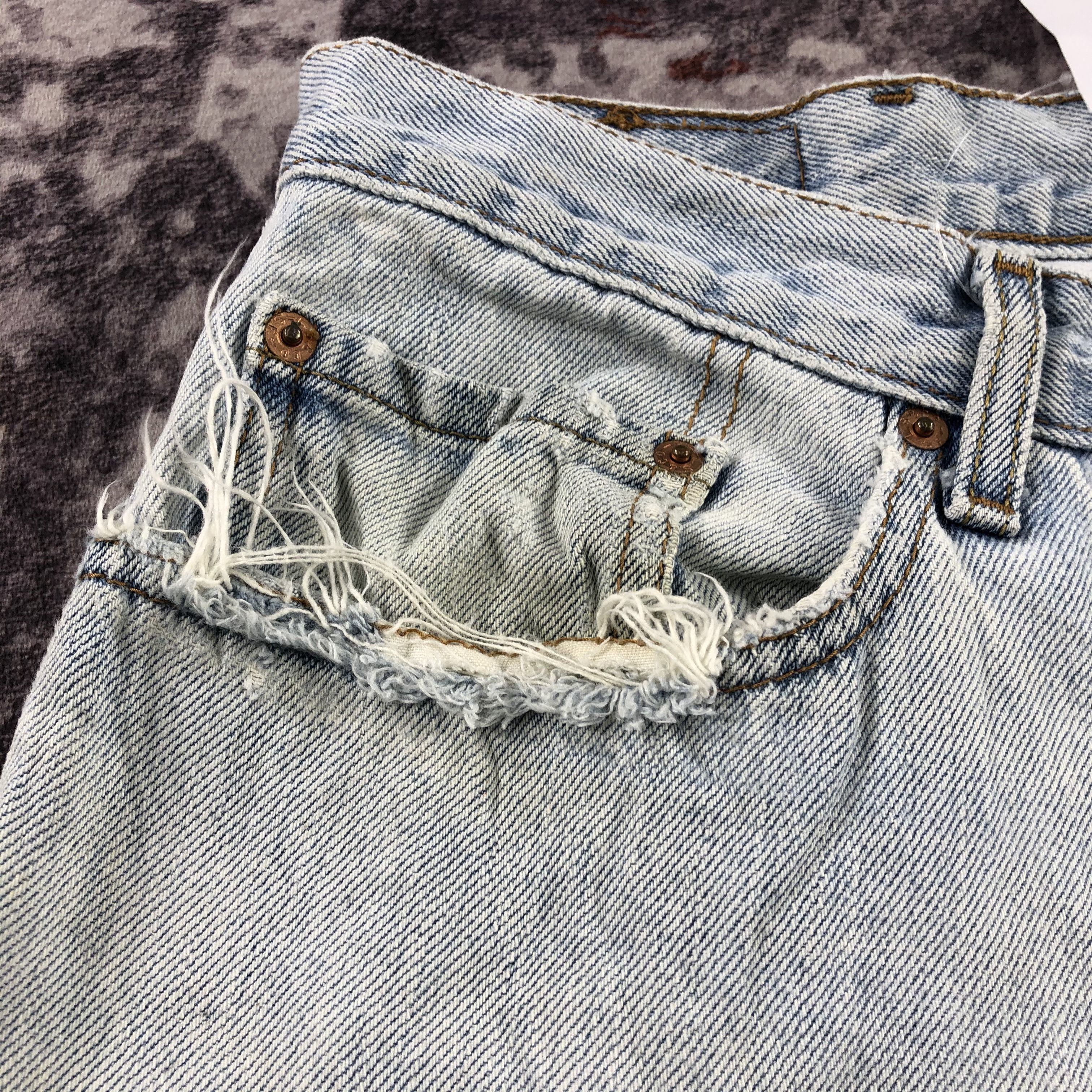 Levi's × Vintage Vintage Light Wash Levis 550 Jeans-JM3123 Size US 36 / EU 52 - 14 Thumbnail