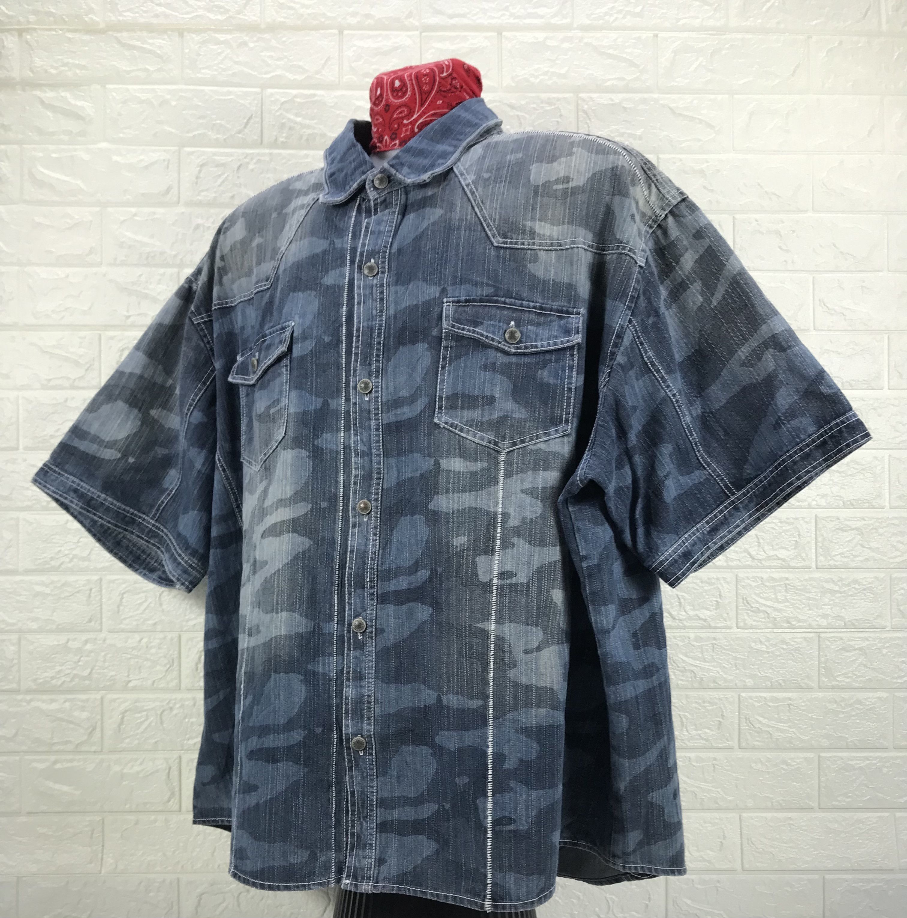 In The Attic Vintage In The Attic Camo Jeans Button Ups Baggy Shirt Size US XXL / EU 58 / 5 - 5 Thumbnail