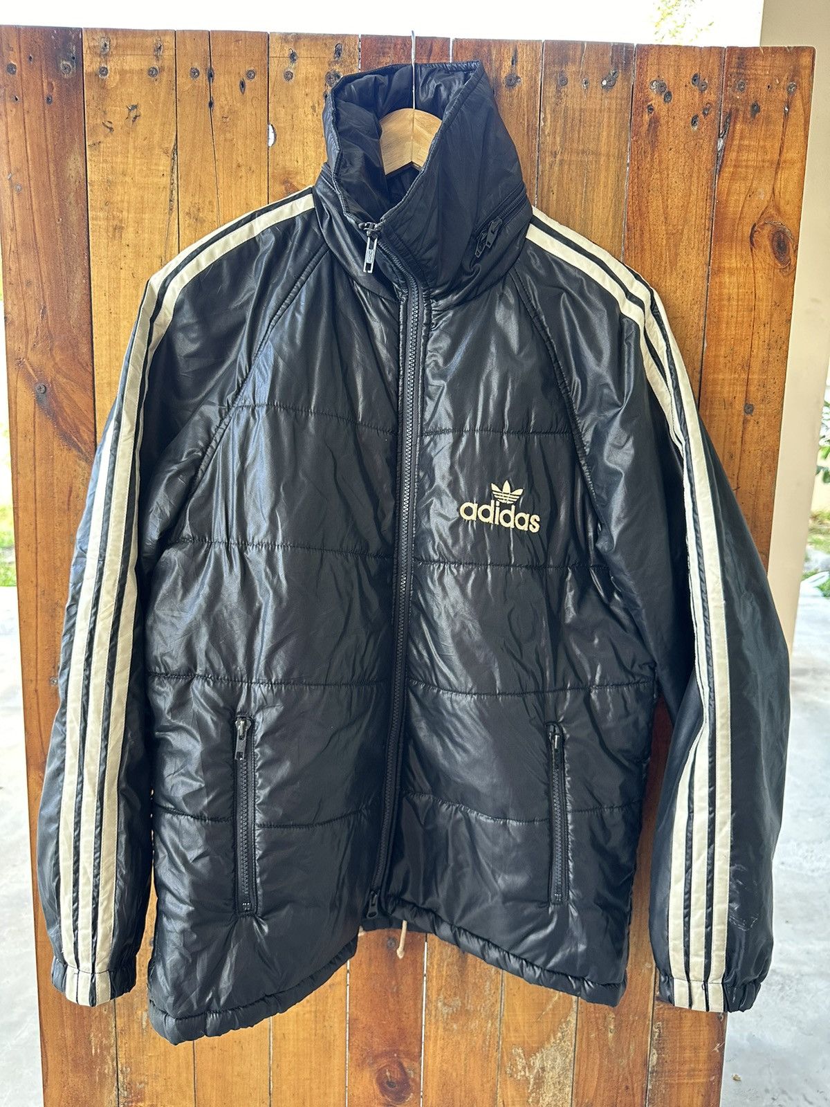 Adidas × Vintage Vintage Adidas Light Puffer Jacket Size US L / EU 52-54 / 3 - 1 Thumbnail