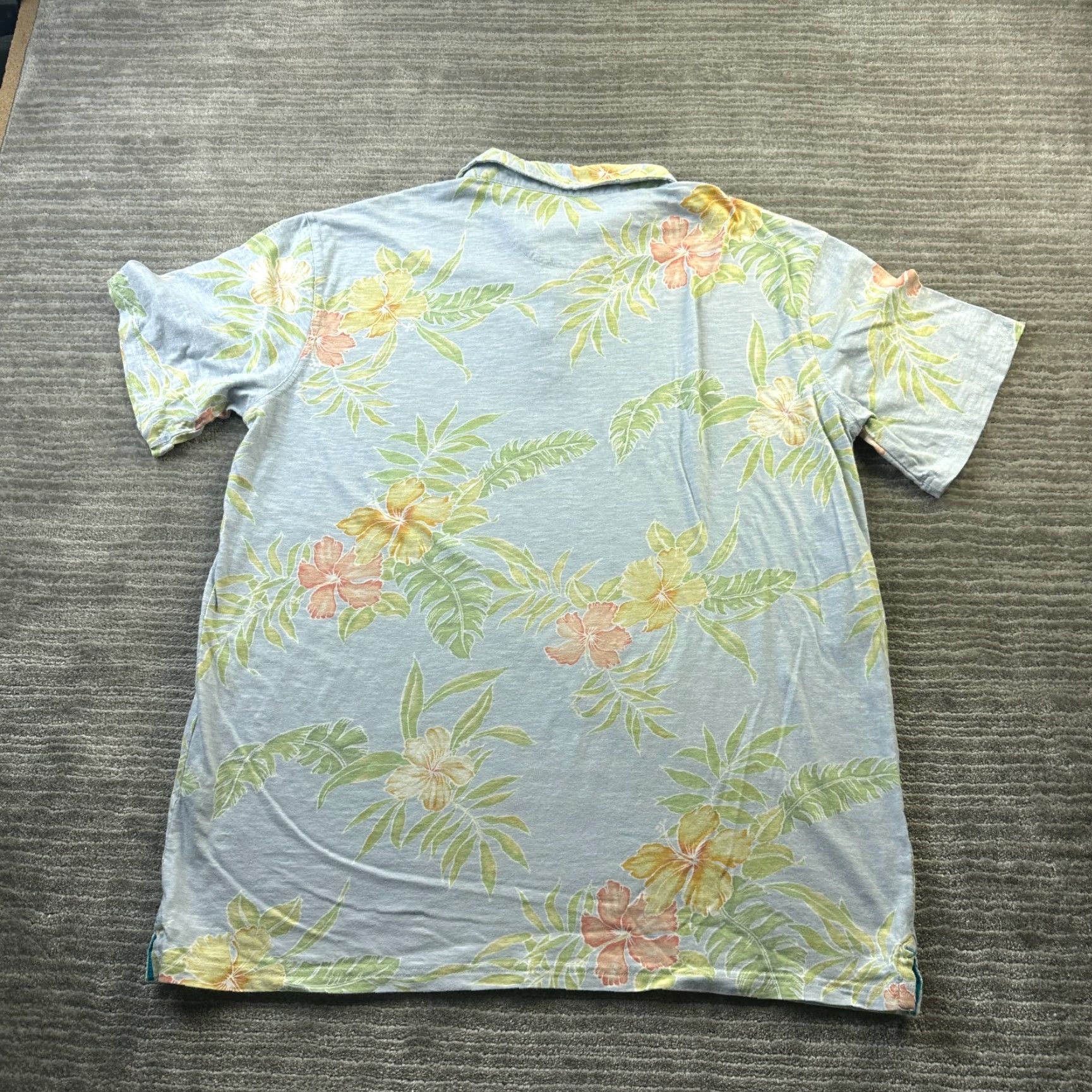 Tori Richard VINTAGE Tori Richard Polo Shirt Mens XL Blue Floral Hawaiian Polo Shirt XL Blue Floral Hawaiian Mens Vintage Size US XL / EU 56 / 4 - 2 Thumbnail