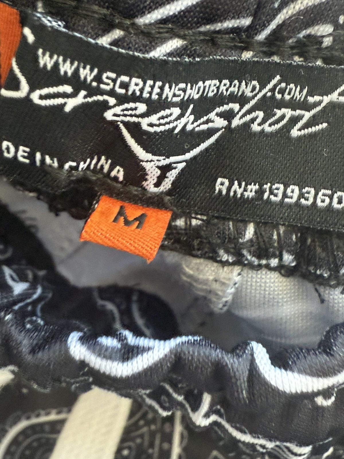 Vintage Paisley Black Sweats Size US 33 - 2 Thumbnail