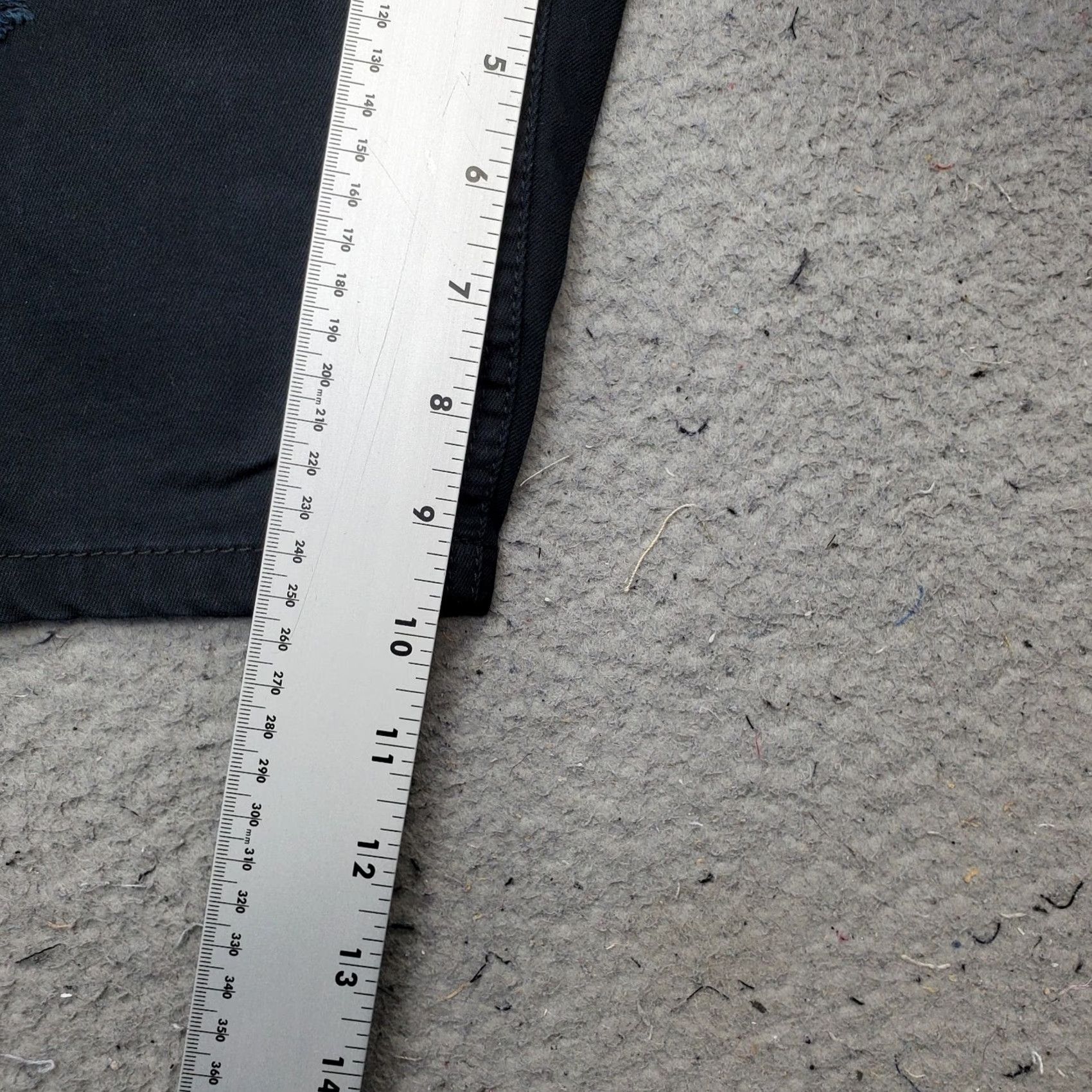 Vintage Galaxy Mens Bermuda Shorts 40 Black Distressed High Rise Flat Front Shirt Bermuda Mens 40 Black Galaxy Size US 40 / EU 56 - 4 Thumbnail