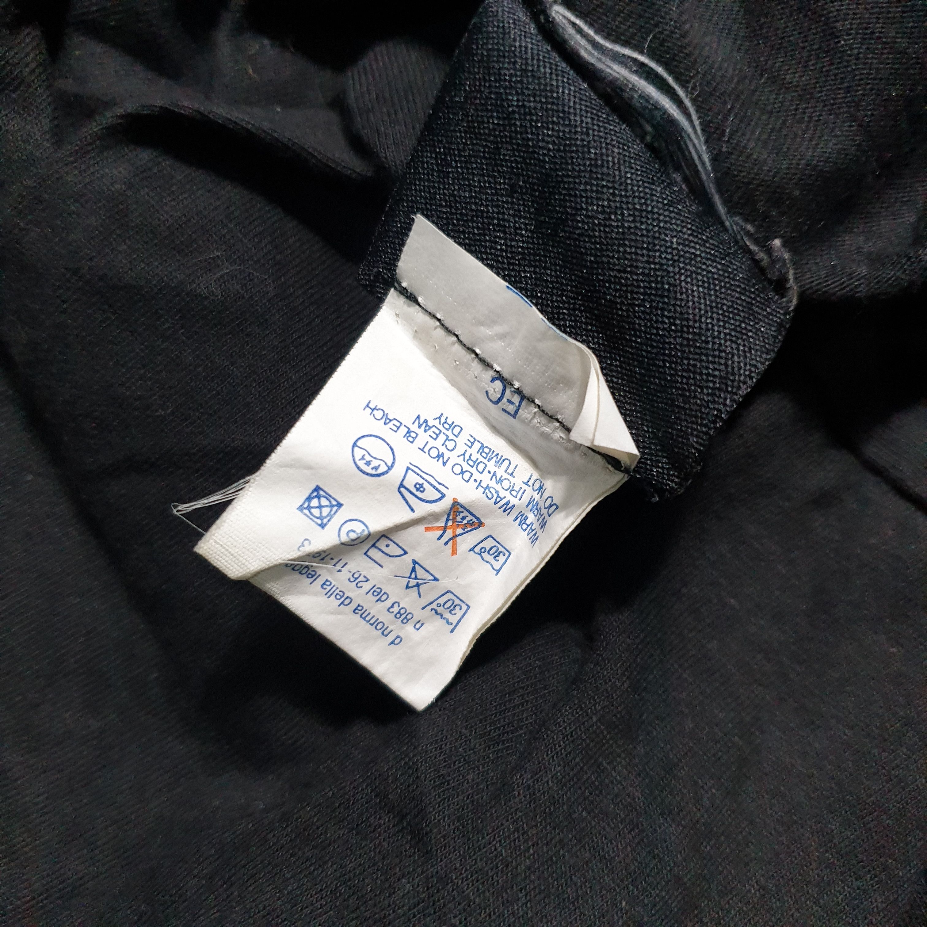 Versace Jeans Couture Vintage Versace Big Logo Tshirt Size US S / EU 44-46 / 1 - 5 Thumbnail