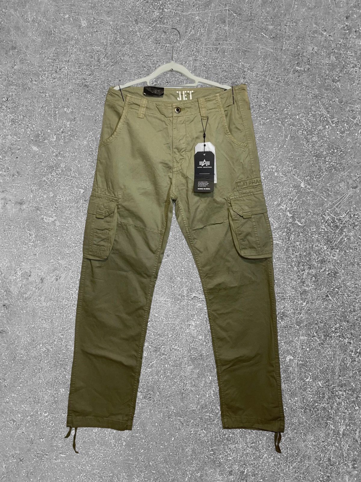 image of Alpha Industries Jet Cargo Pants in Light Olive, Men's (Size 33)