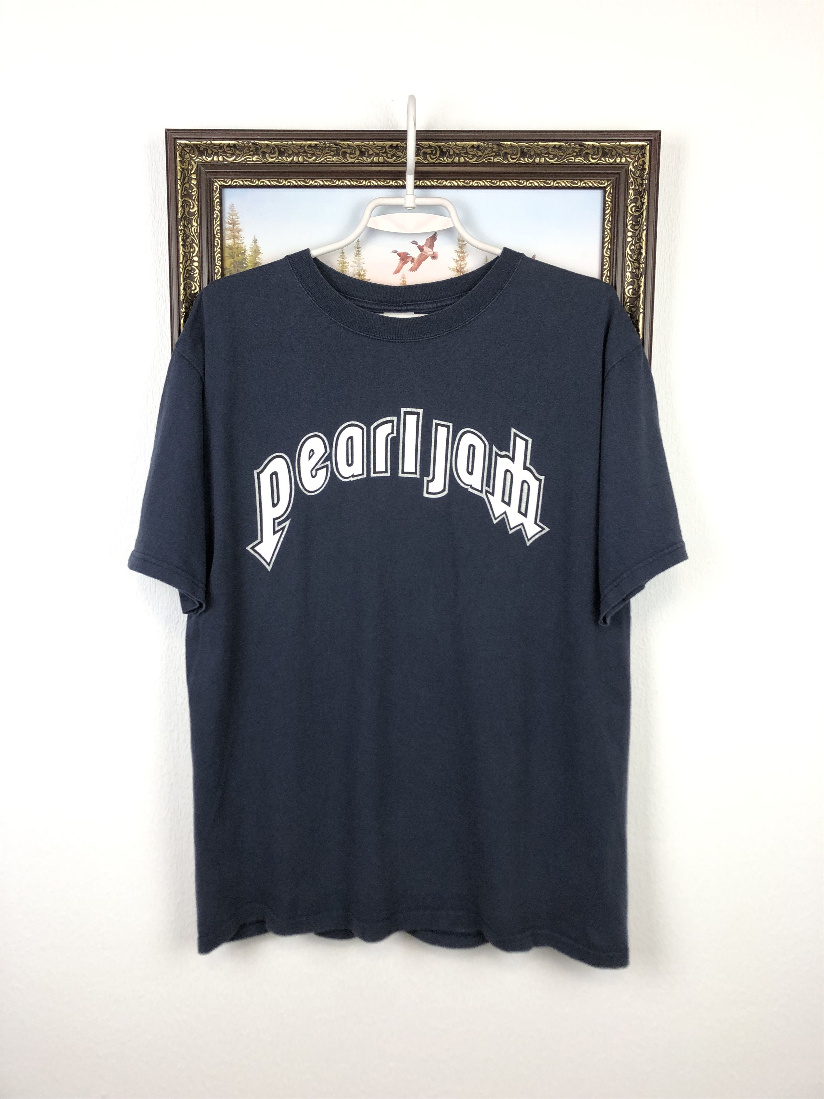 Vintage Vintage Anvil Pearl Jam Band Tee Over Print Center Logo Size US M / EU 48-50 / 2 - 1 Thumbnail