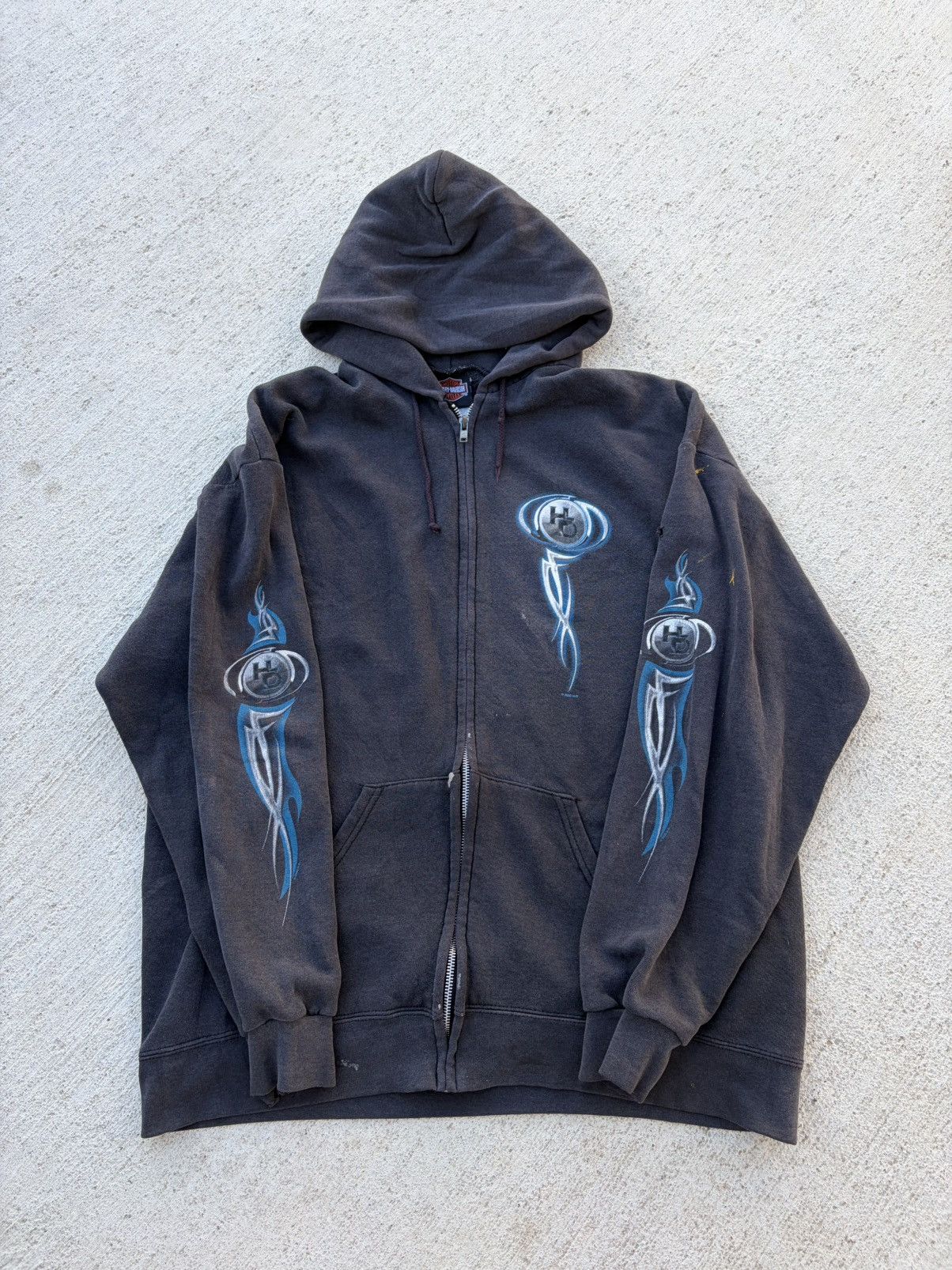 Harley Davidson Vintage Harley Davidson Flames Skull Faded Distressed Hoodie Size US L / EU 52-54 / 3 - 1 Thumbnail