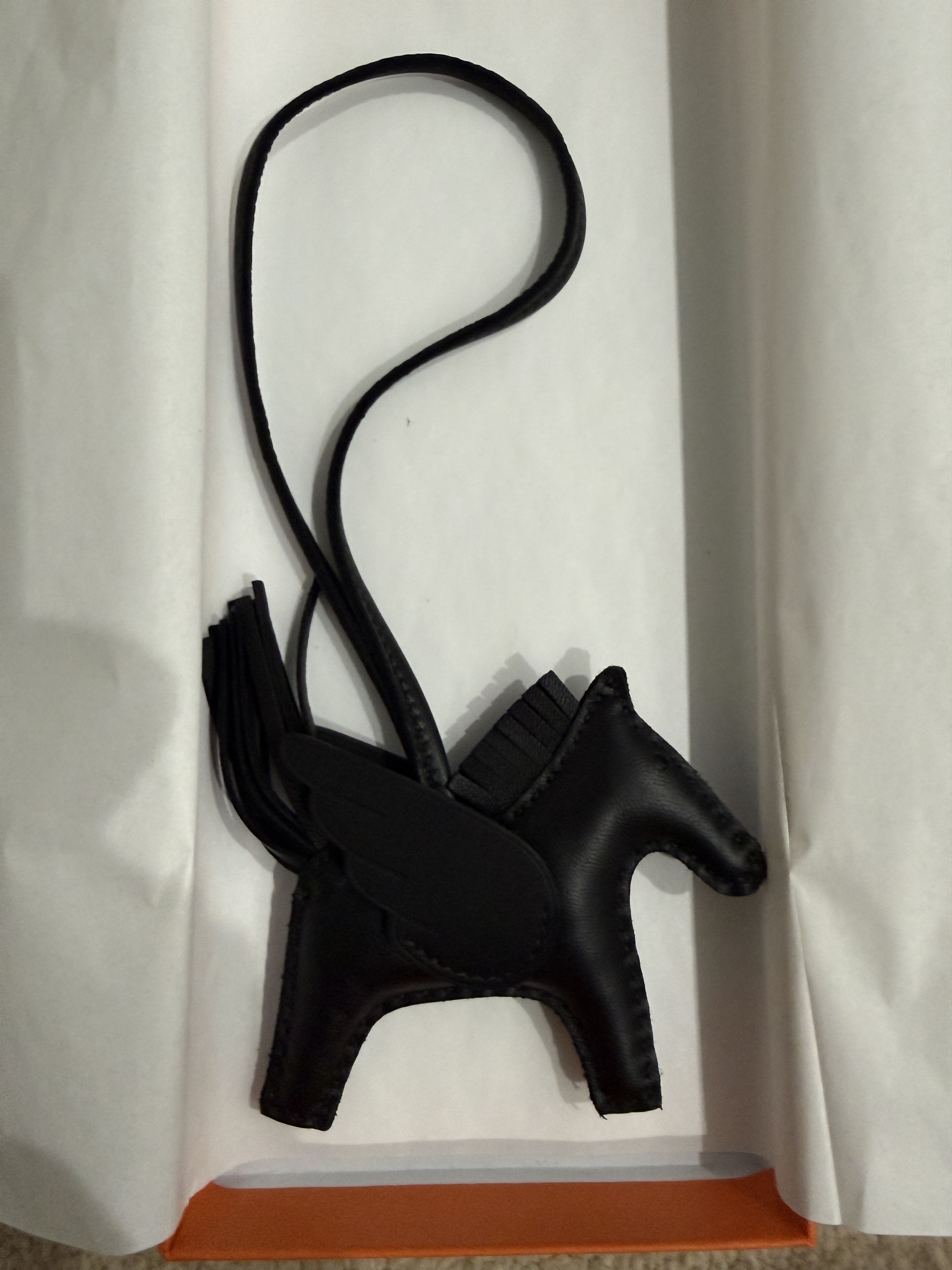 Hermes 2026 New Hermès So Black Pegase Rodeo Charm PM Size Size ONE SIZE - 2 Thumbnail