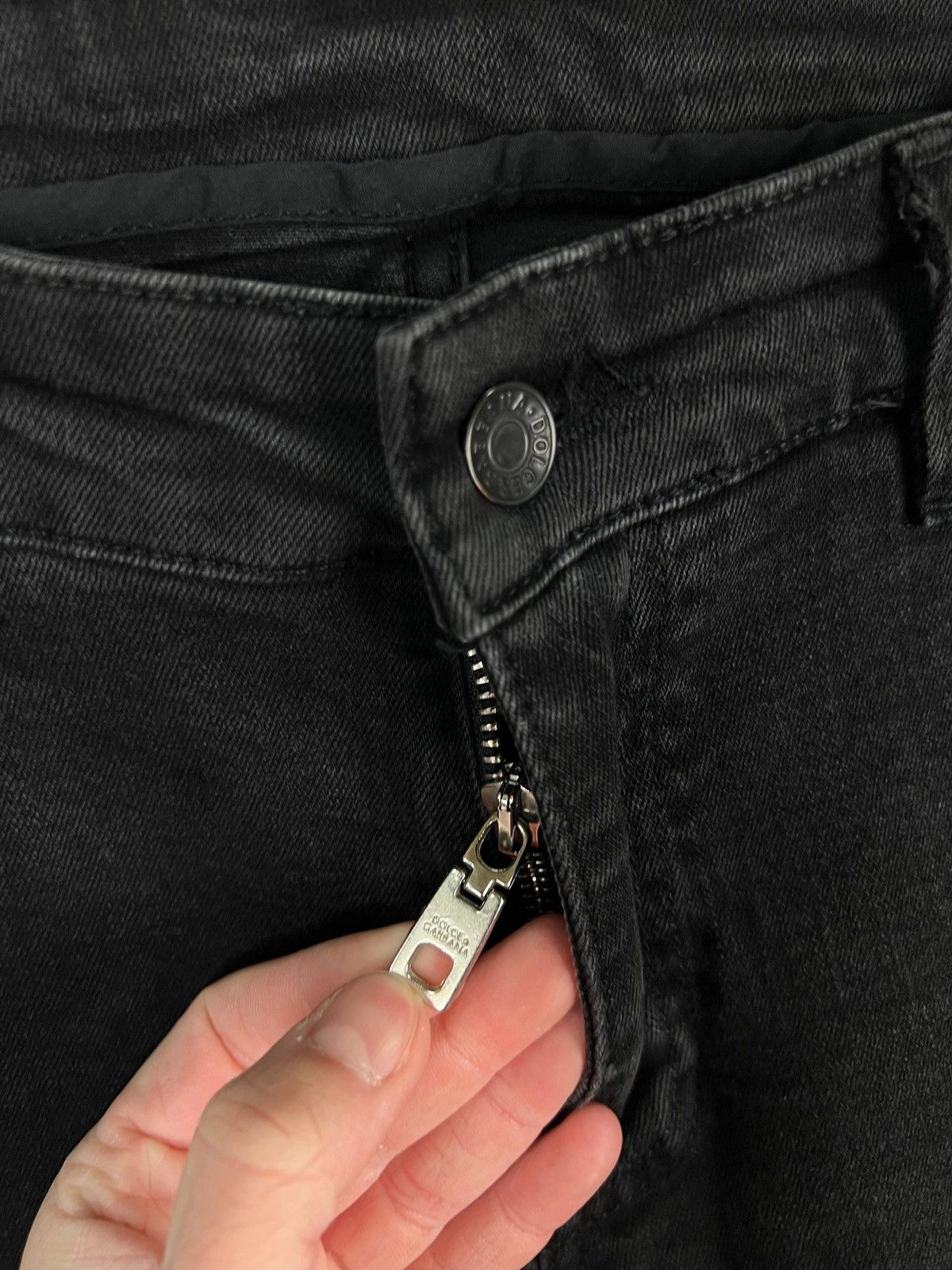 Dolce Gabbana luxury slim denim size 32