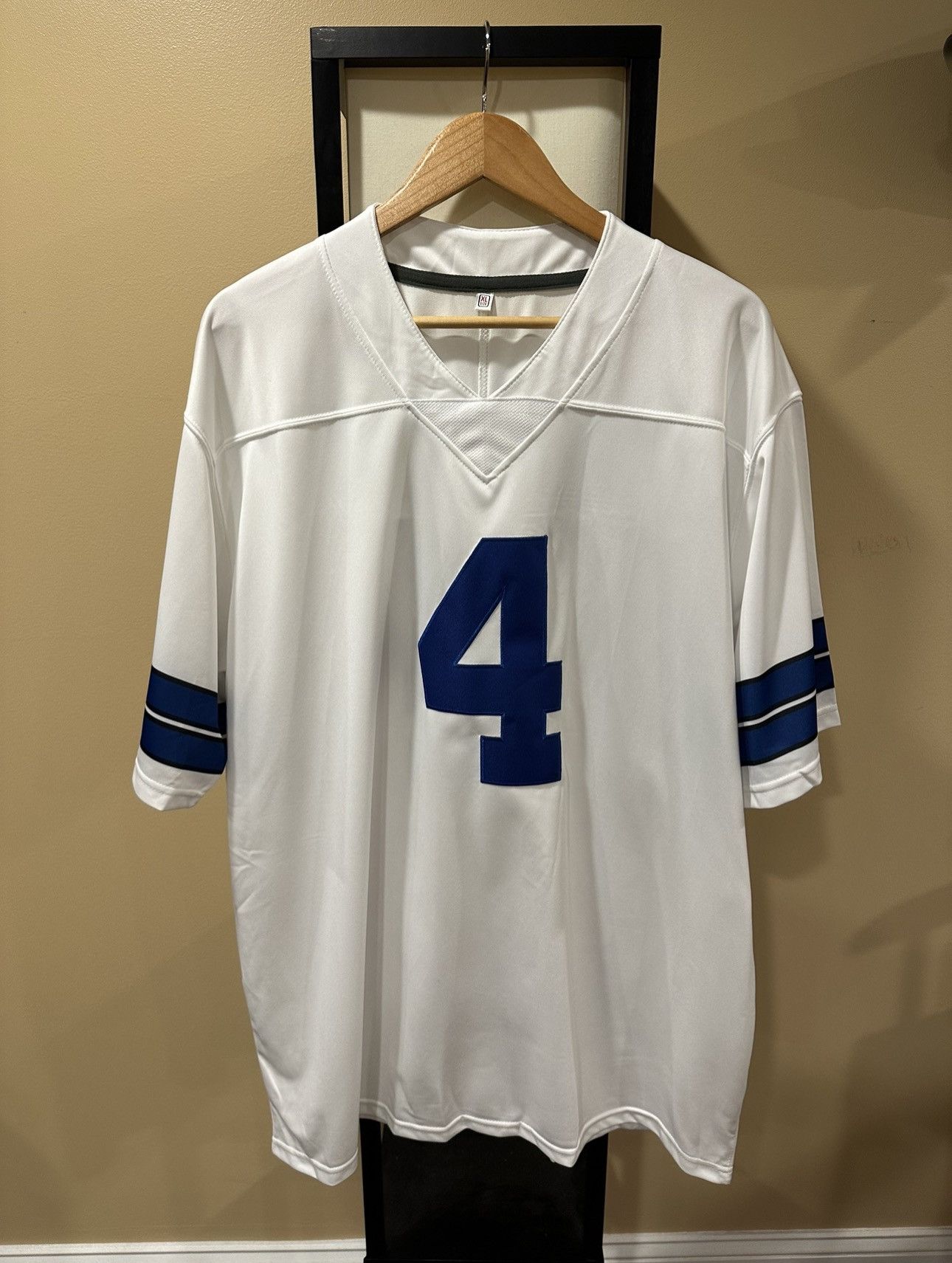 NFL NFL Dallas Cowboys Dak Prescott White Football Jersey Size US XL / EU 56 / 4 - 1 Thumbnail